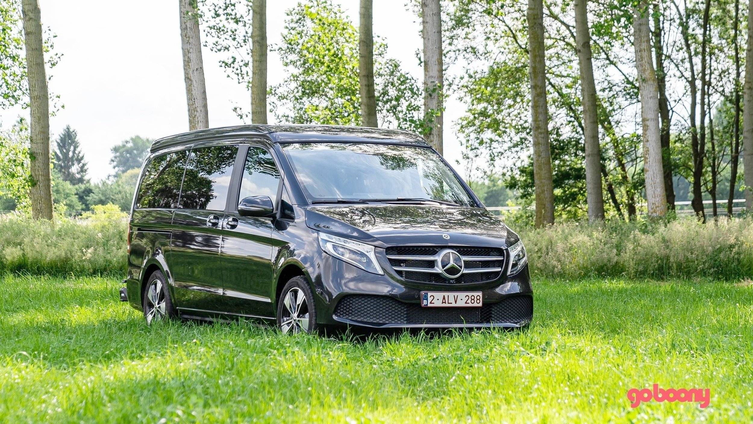 Mercedes-Benz 