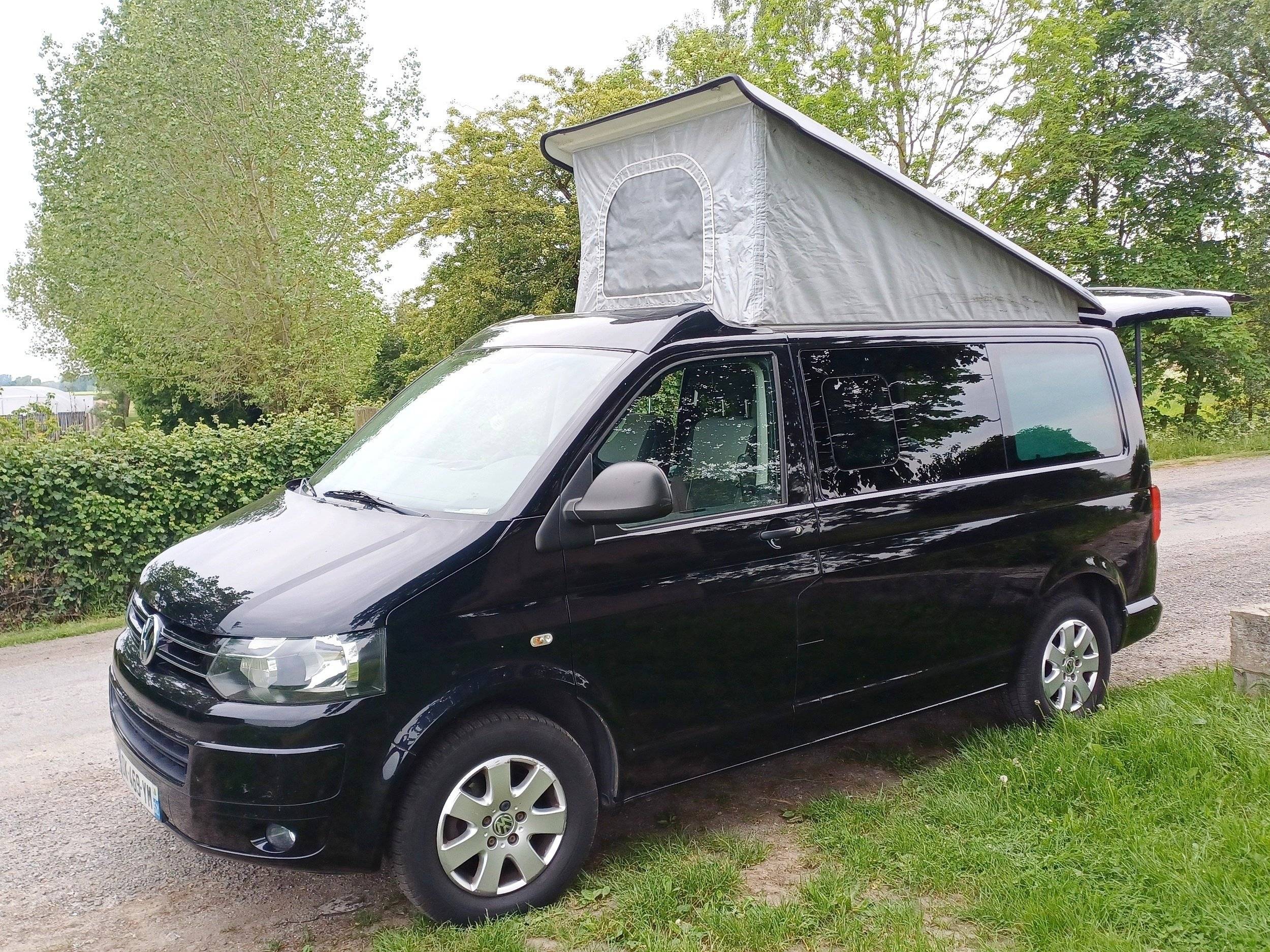 Volkswagen T5 2,0 l 102 ch