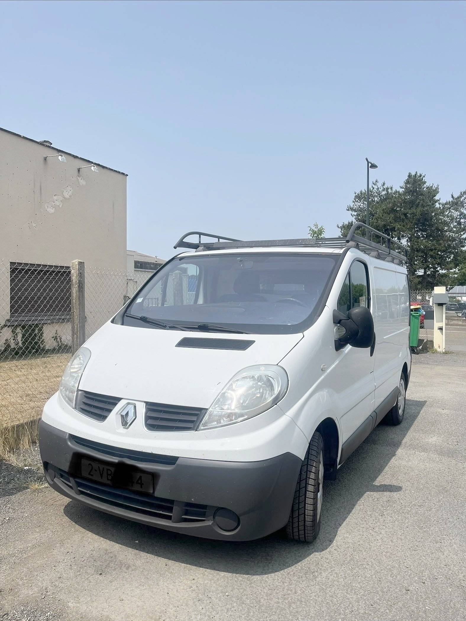 Comedor Renault Trafic 1,6 l 115ch - Yescapa