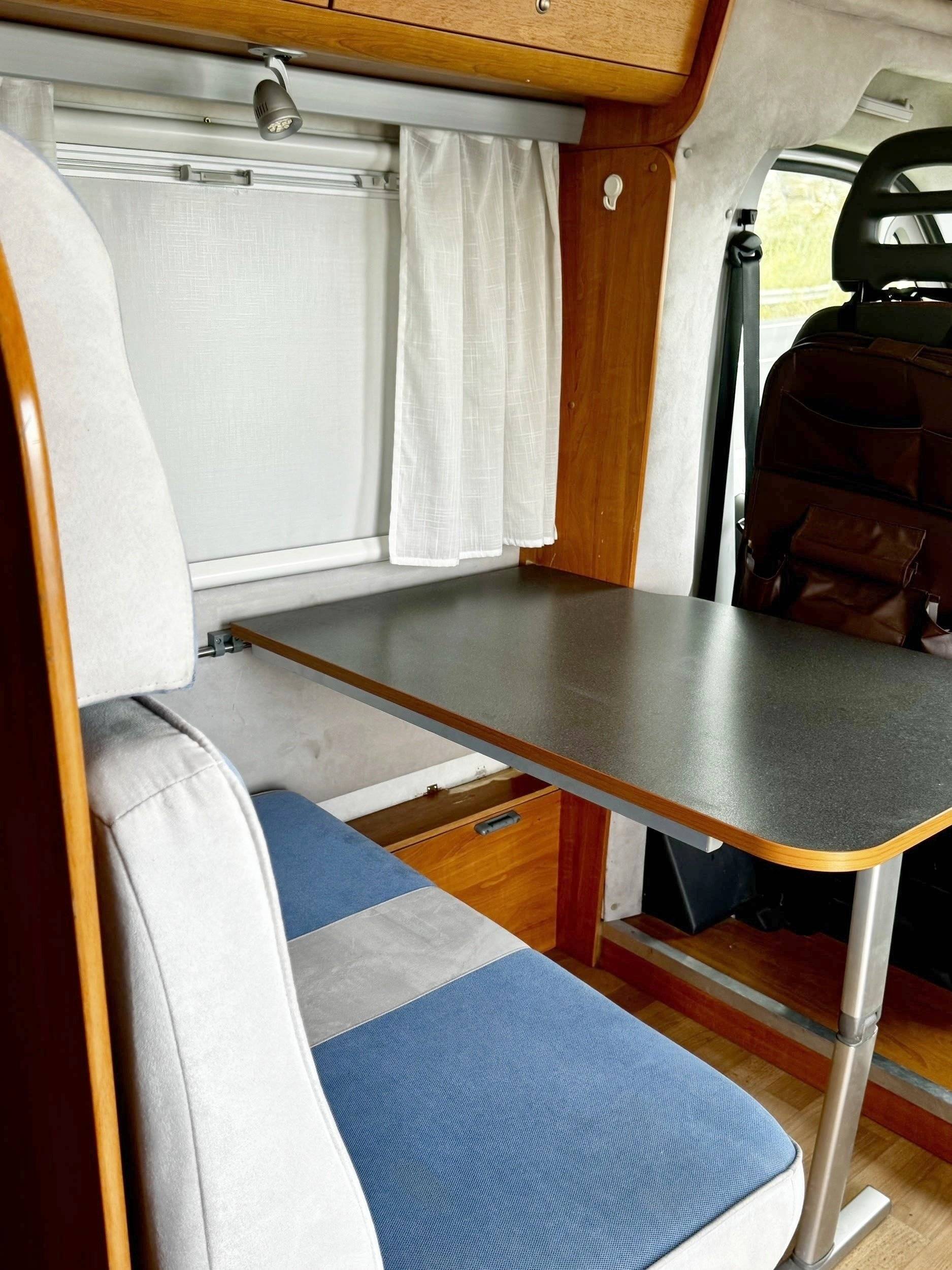 Dinette Peugeot Joint - Yescapa