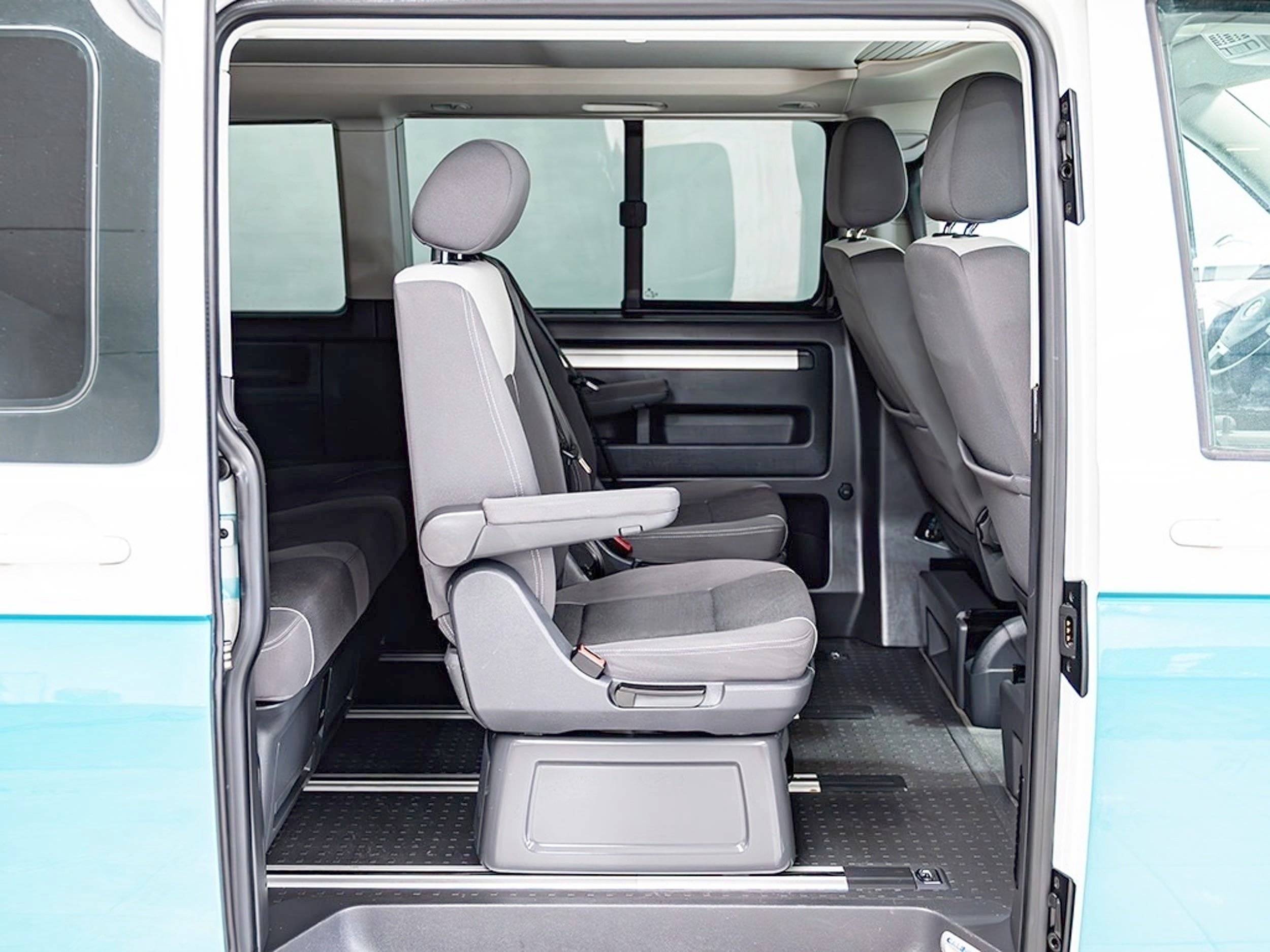 Volkswagen California Beach Edition 140 CV