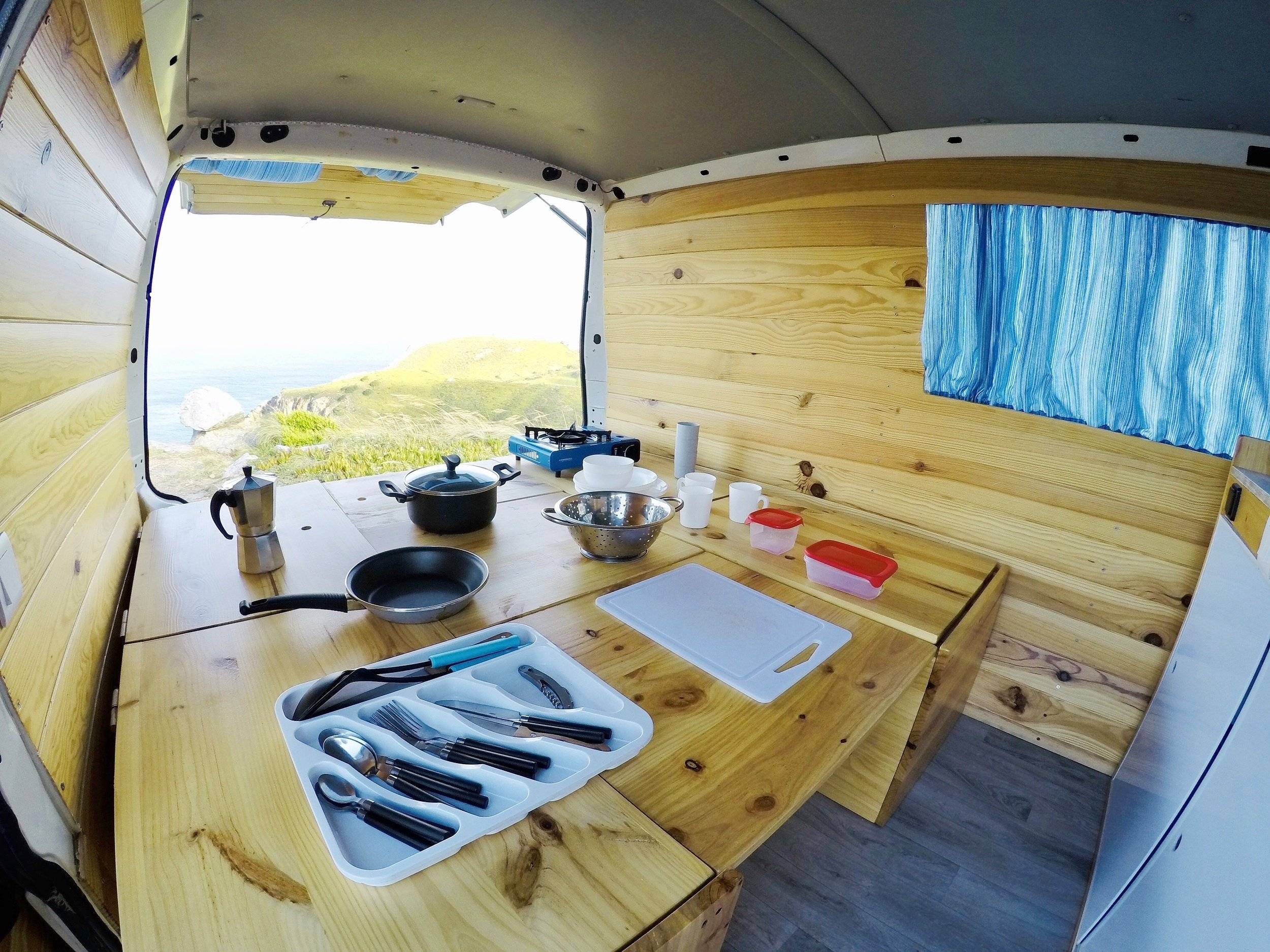 VW T4 Insurance &amp; All KM incl | MyVan Portugal