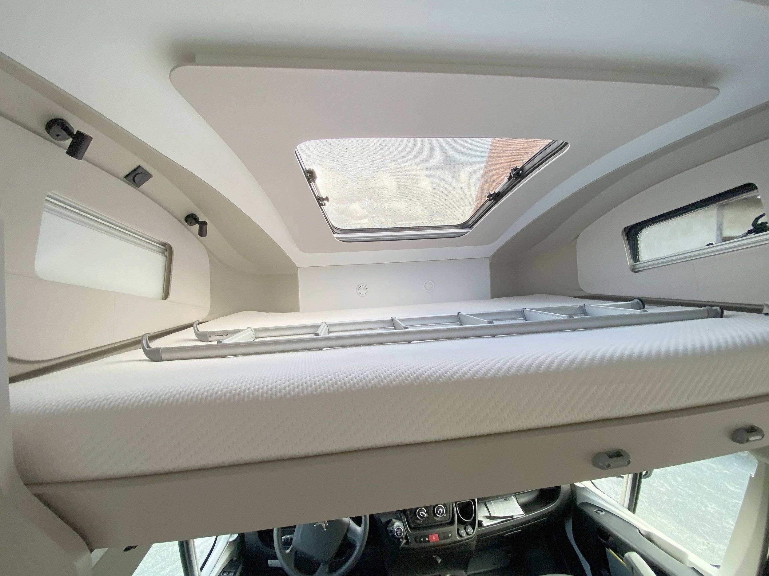 Adria Coral XL Axess 650 