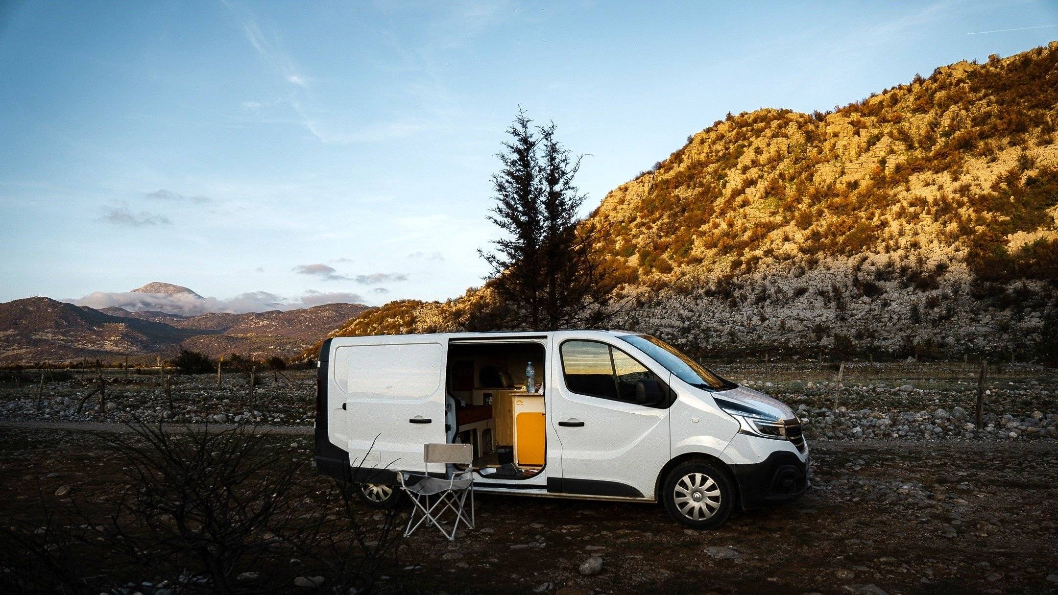 Pinbeur RENAULT TRAFIC III GRAND CONFORT L2H1 2.0 dci 120ch