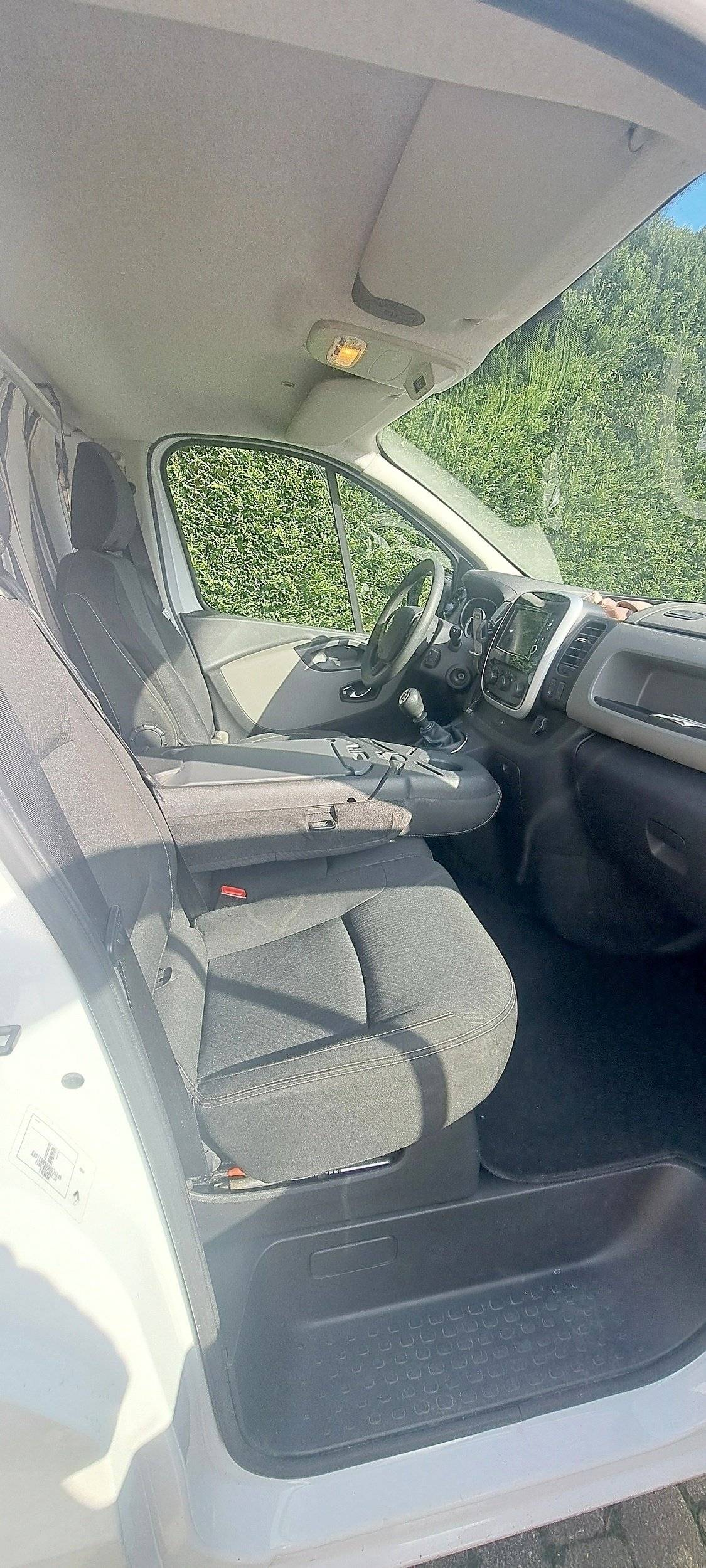 Campster Trafic 1,6 l 120 ch