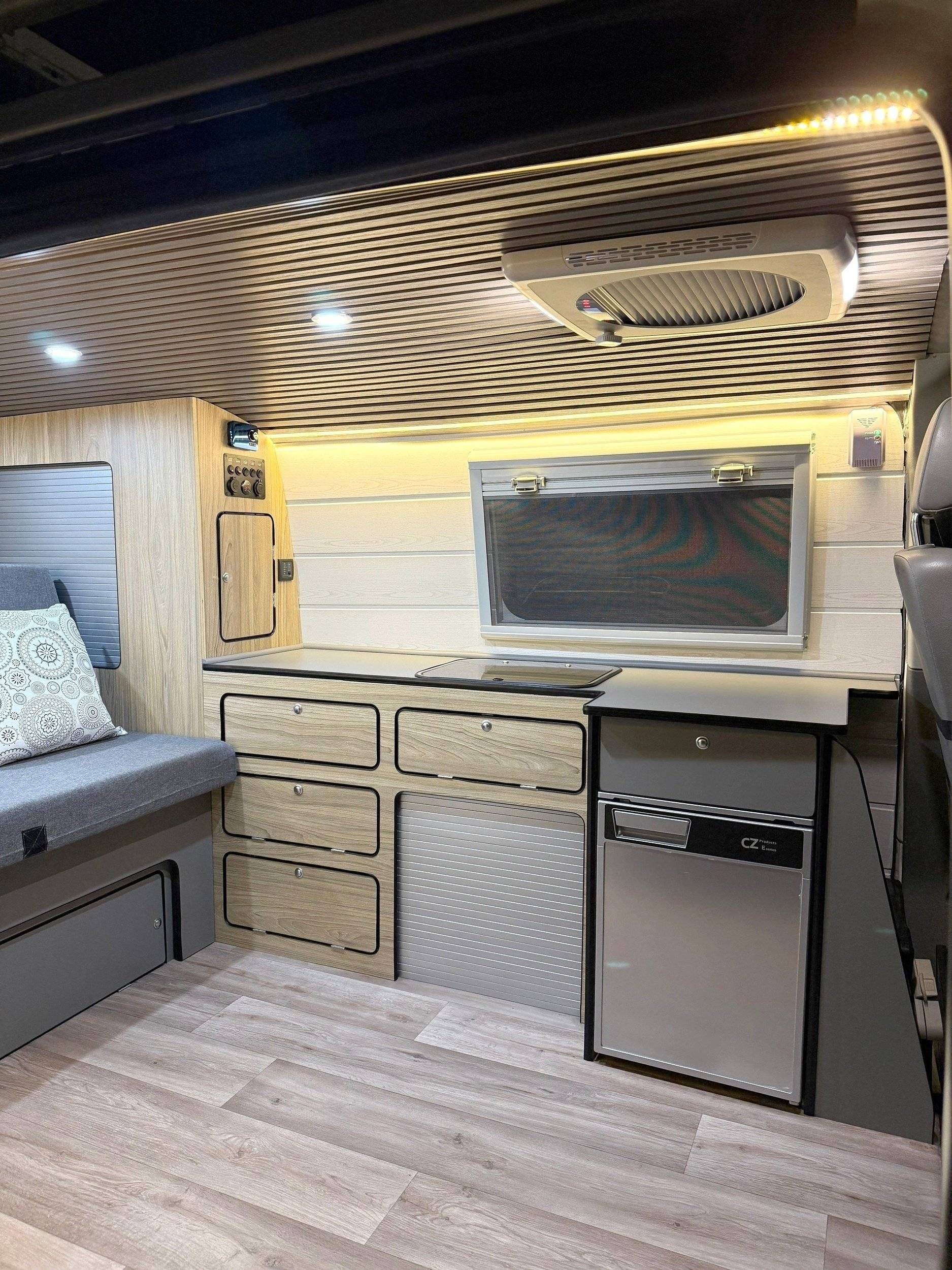 Volkswagen T6 2,0 l 102 ch