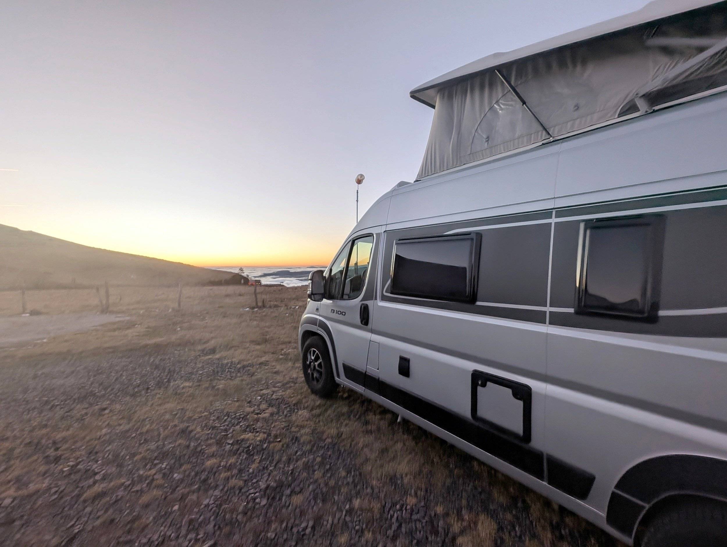 Benimar Benivan 100 pop up