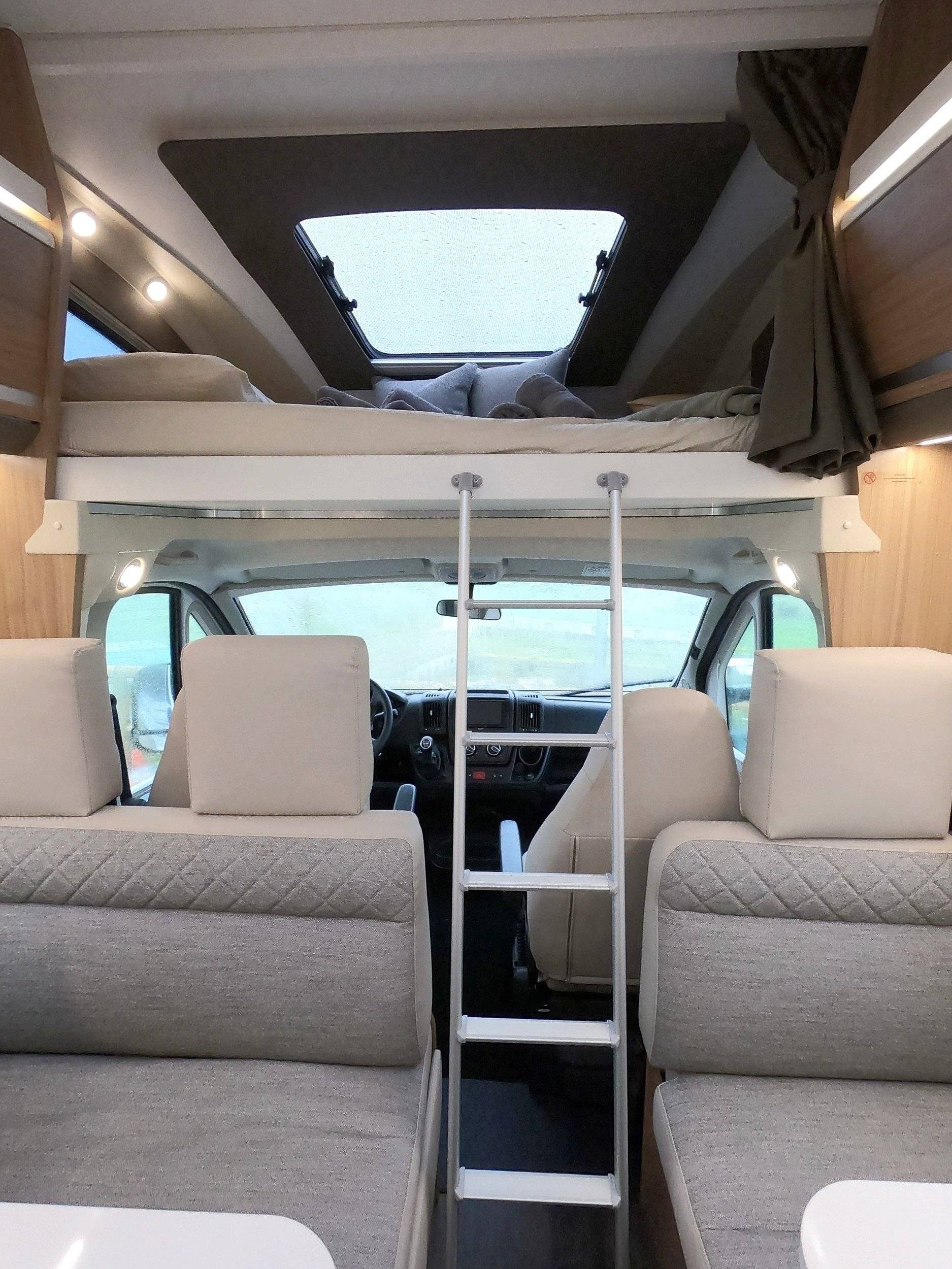 Adria ADRIA CORAL AXESS XL 670 DK