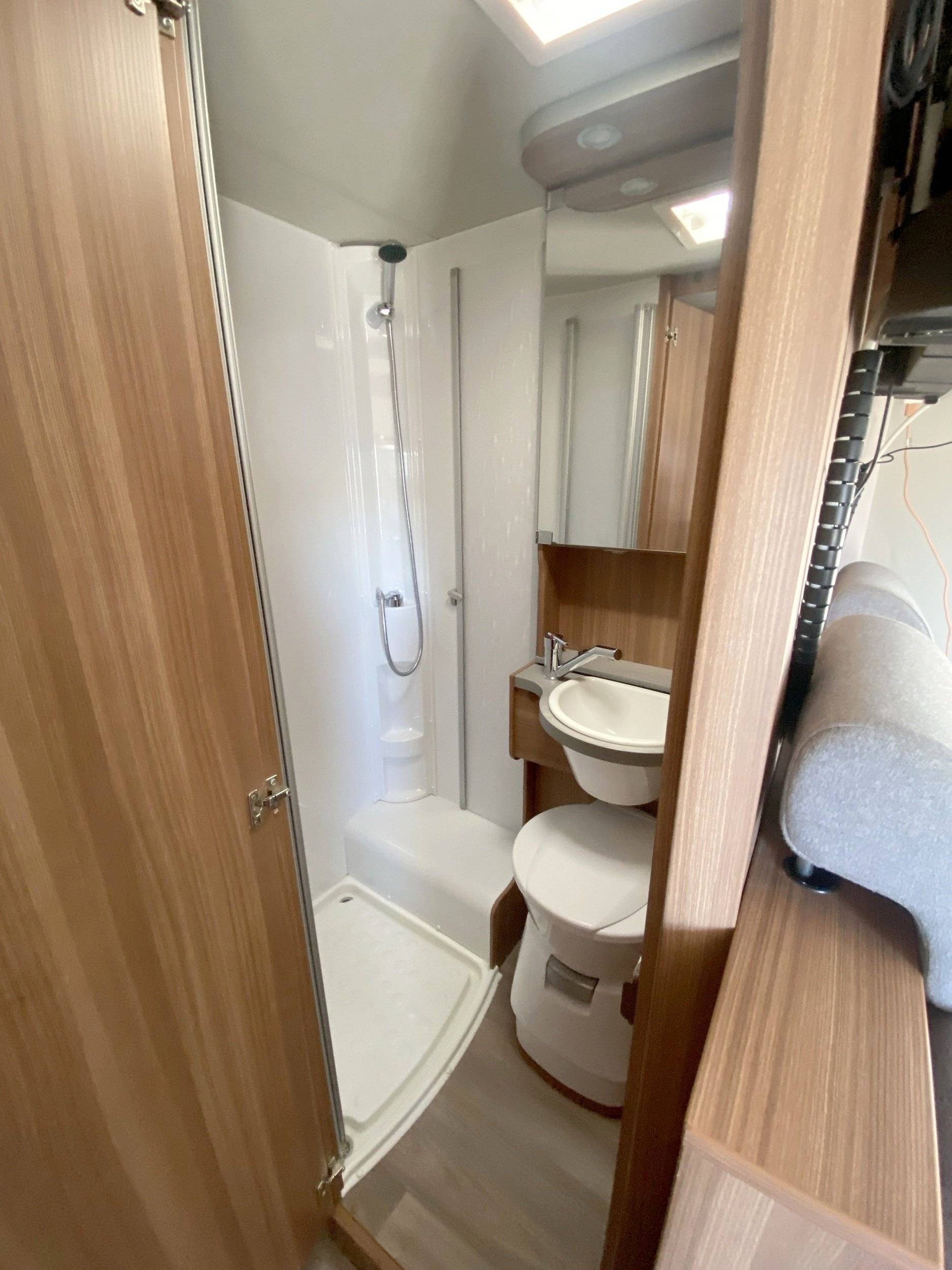 Weinsberg Carahome 600 DKG