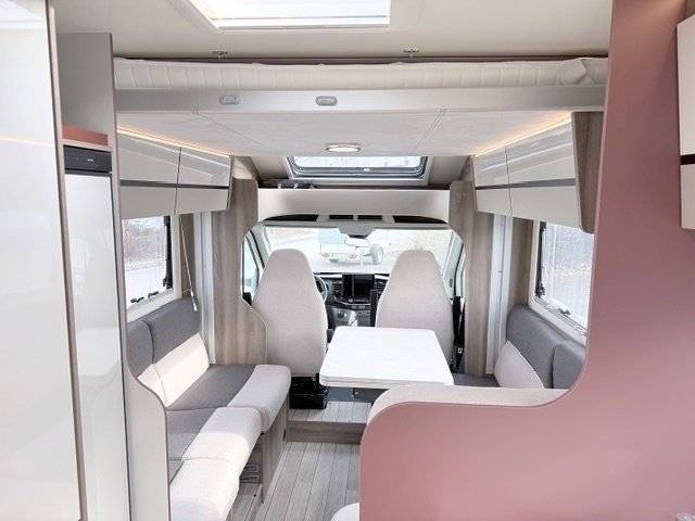 Roller Team Kronos 274 TL Autonatik - Bavarian Camper 12