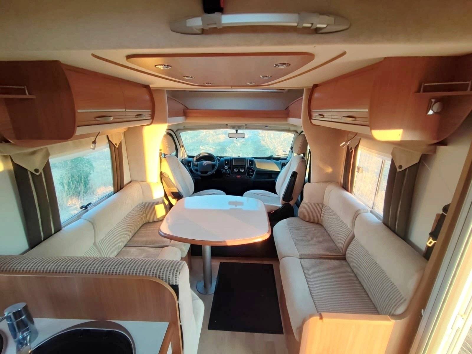 Coin repas Fiat FIAT DUCATO - Yescapa