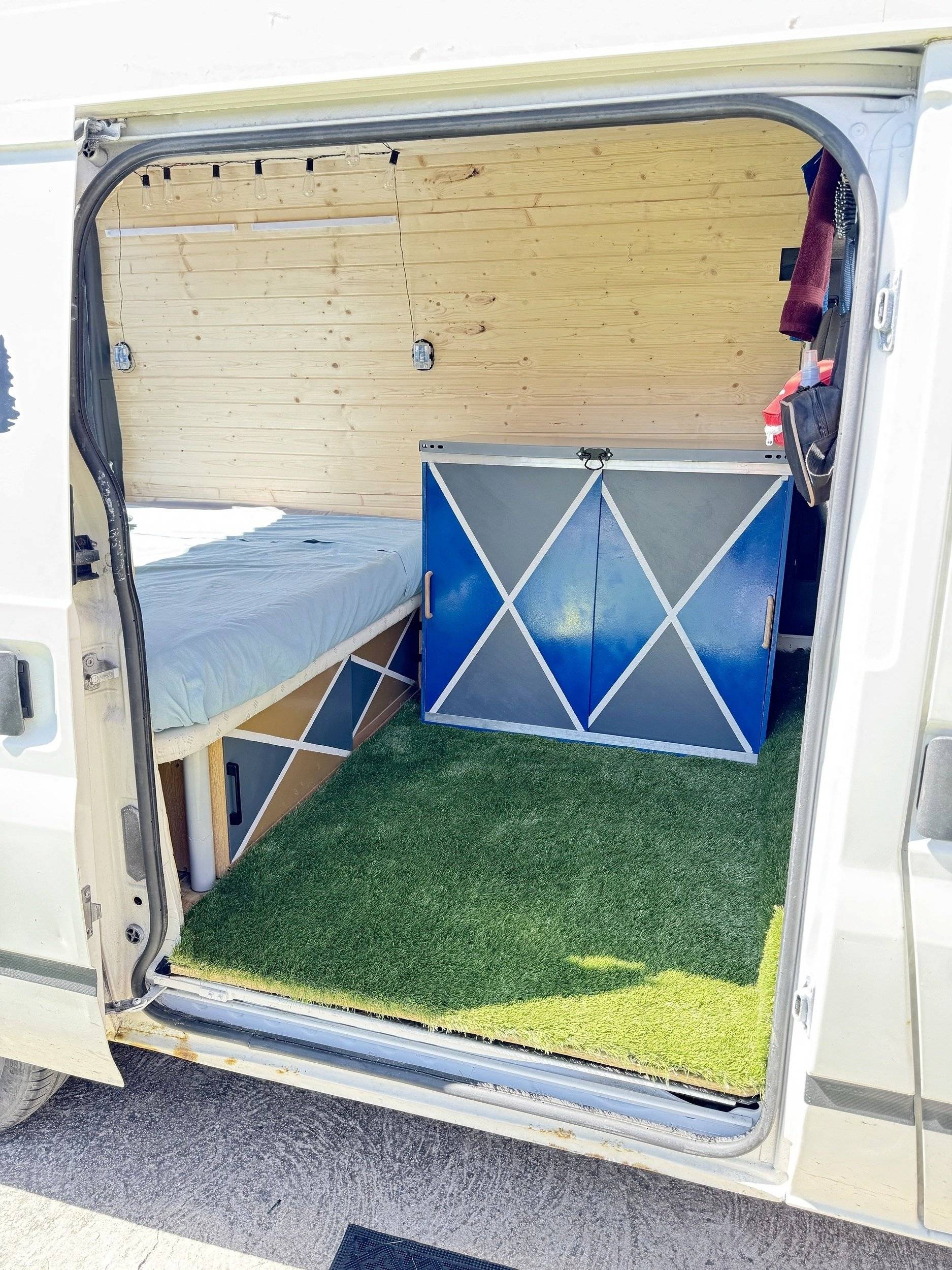 Ford Transit Old Town