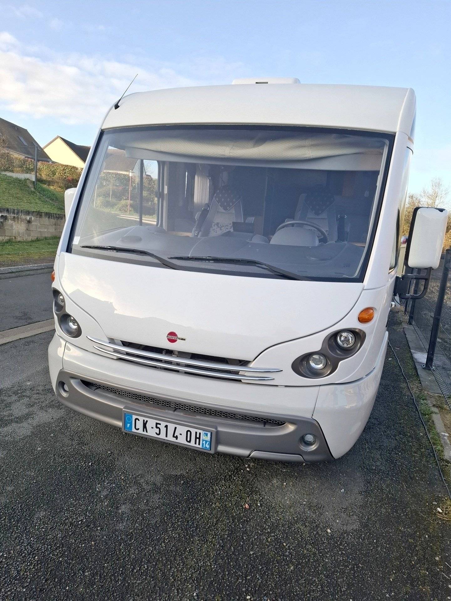 Voorkant 3/4 Fiat FIAT DUCATO - Yescapa