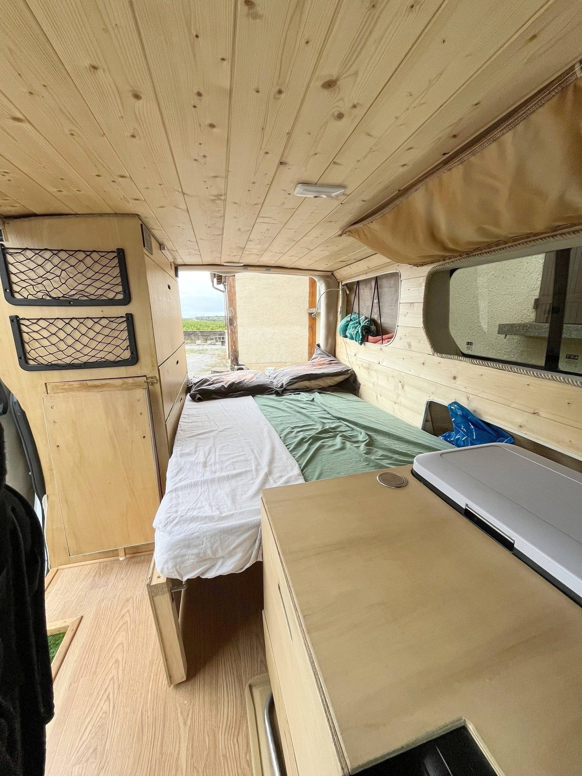 Custo Van Renault Trafic 150cv