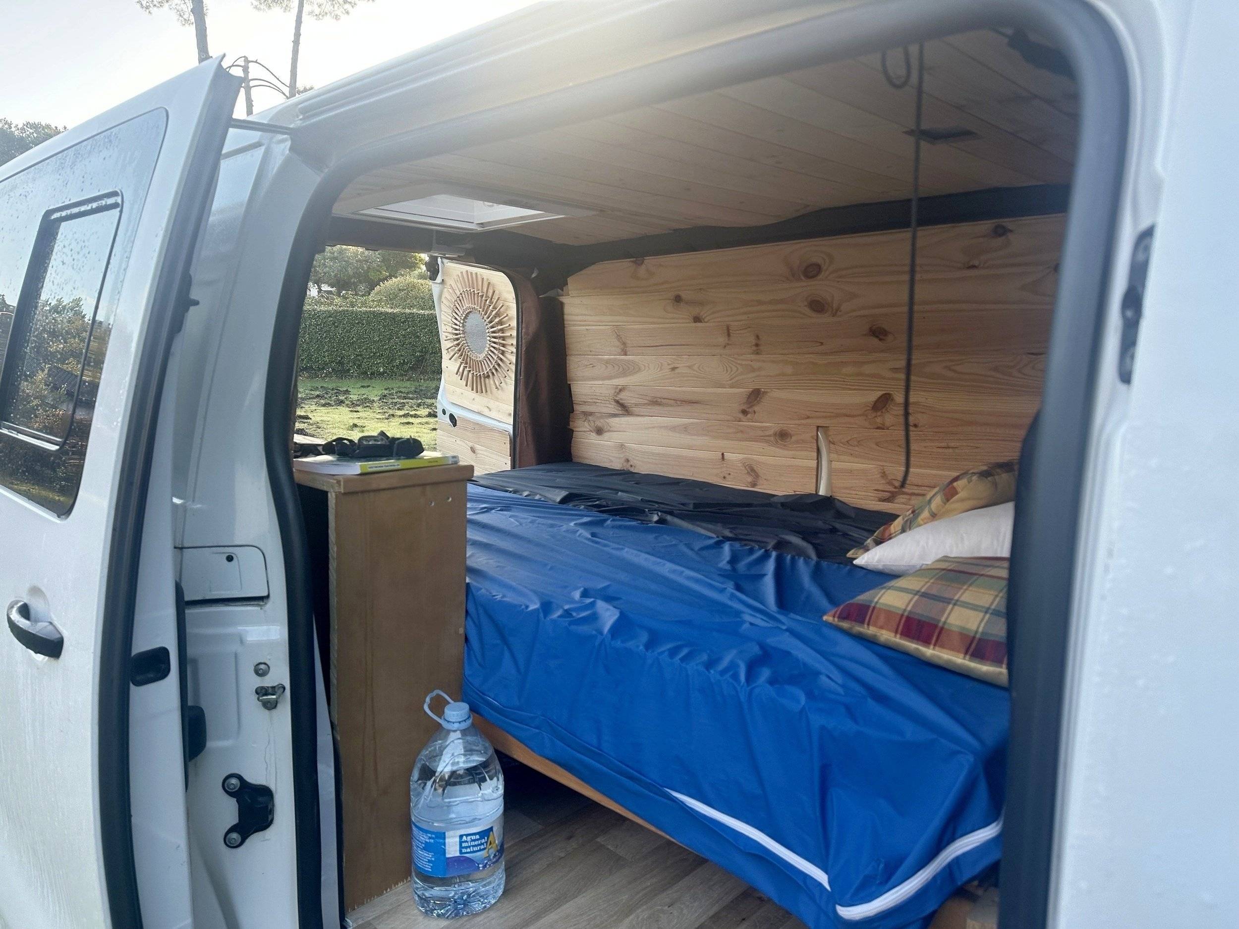 Berth Citroën Jumpy - Yescapa