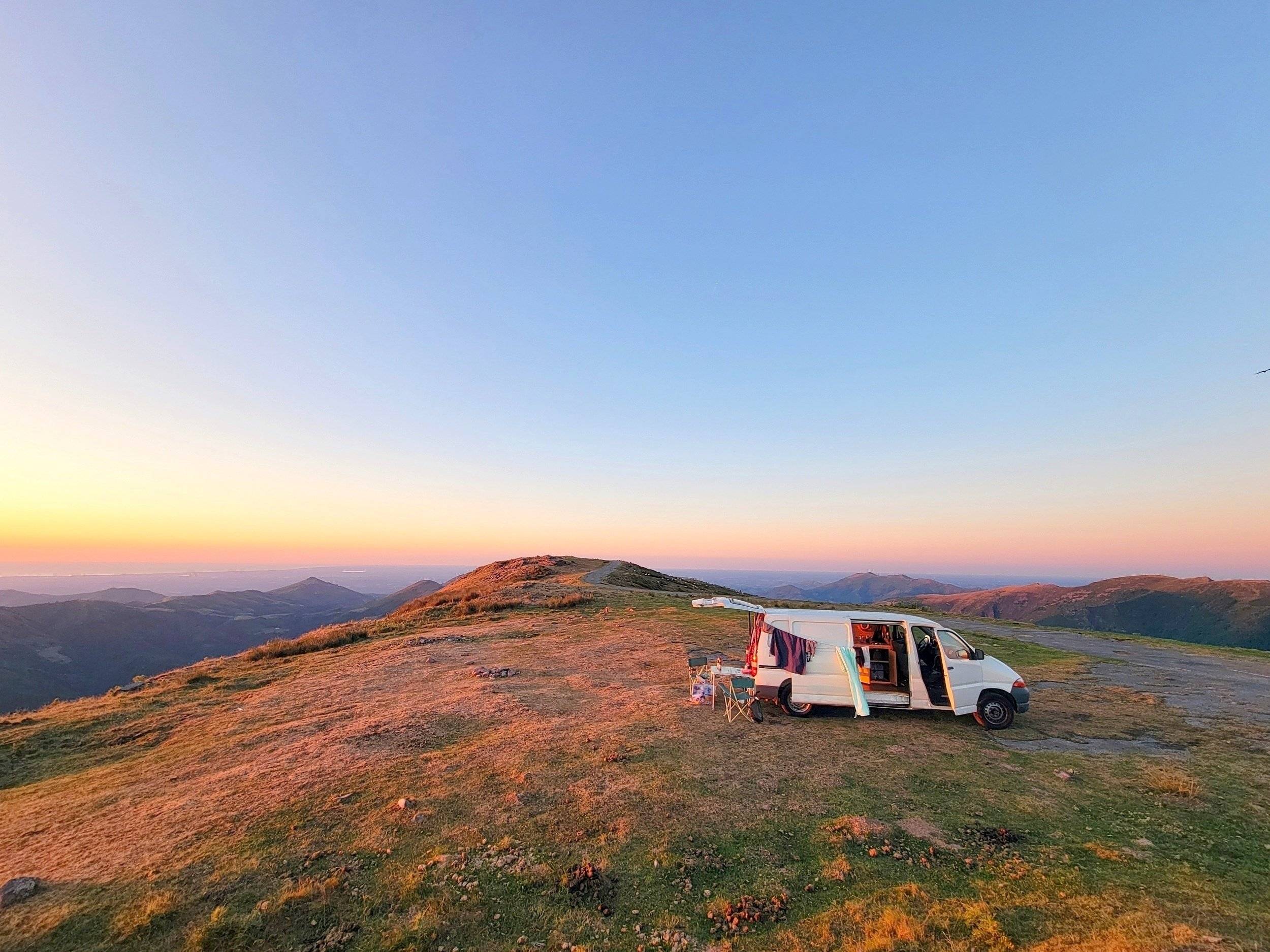 Adria Hiace