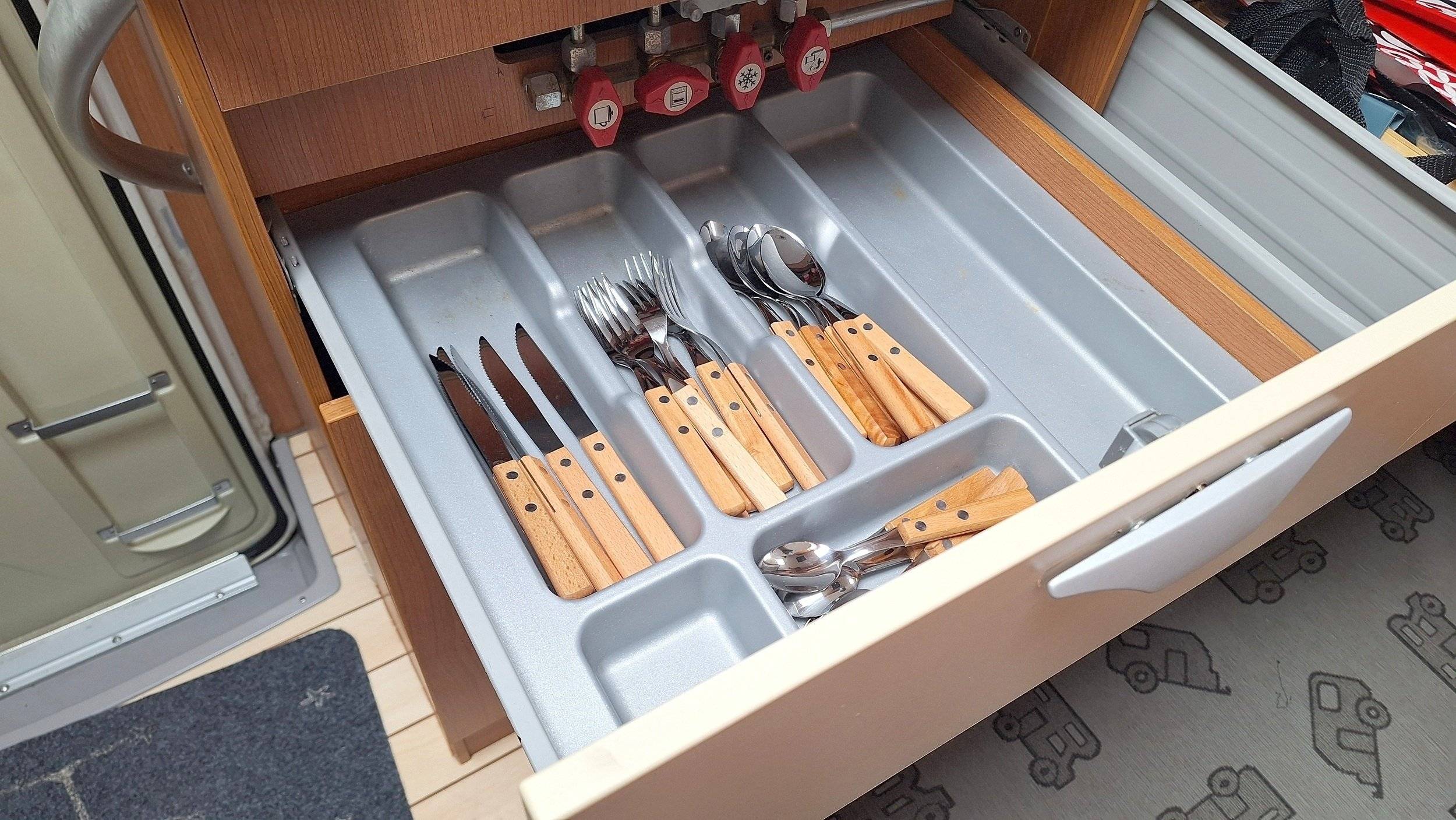 Pilote Aventura A-710