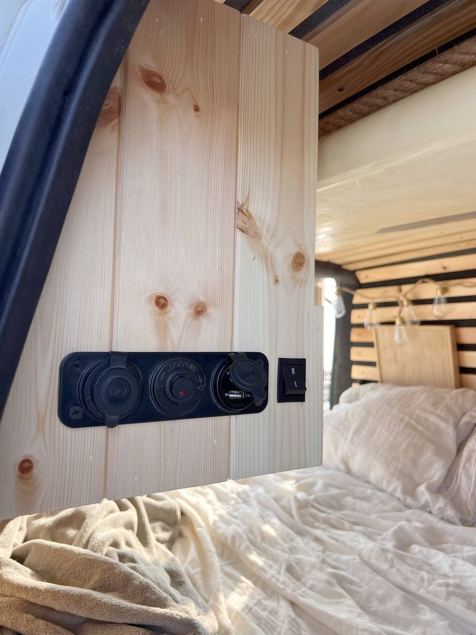 Alpes Camping-Car Transporter T4 2.4D