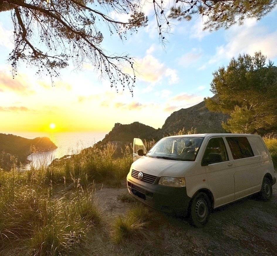 Volkswagen @MallorquetaVan Es Trenc