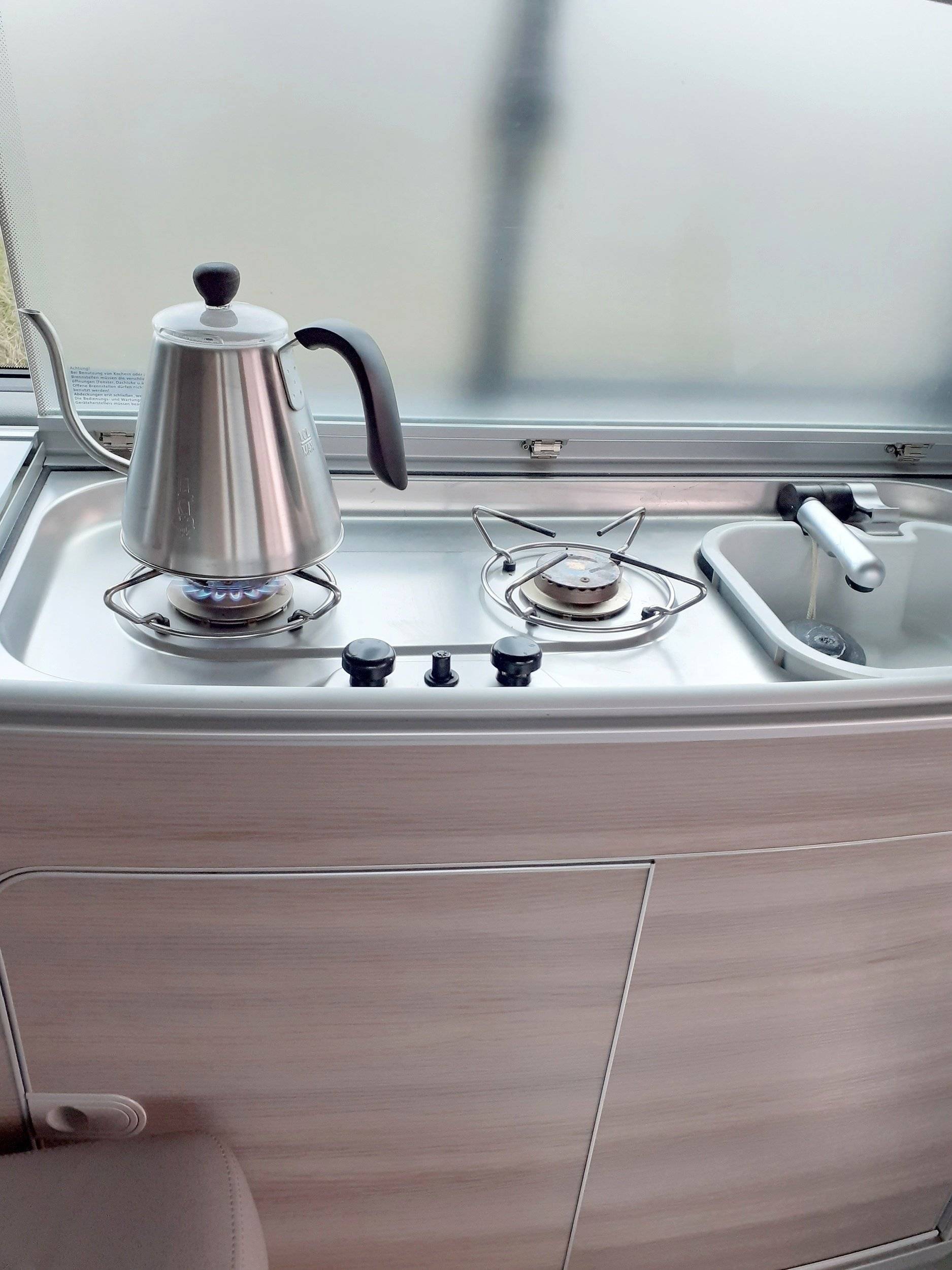 california T5 2 l 140 ch