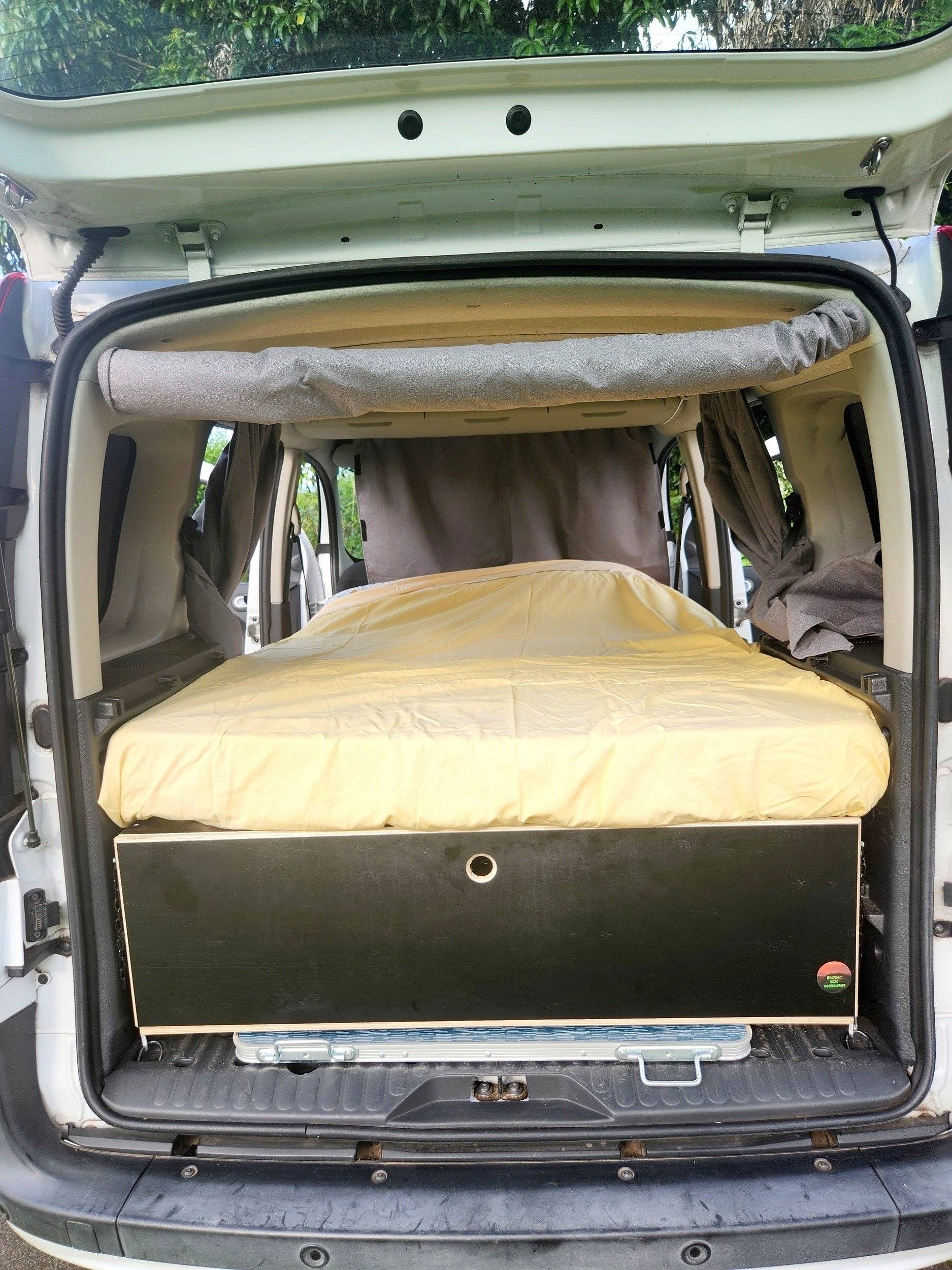 Dormidas Renault Kangoo - Yescapa