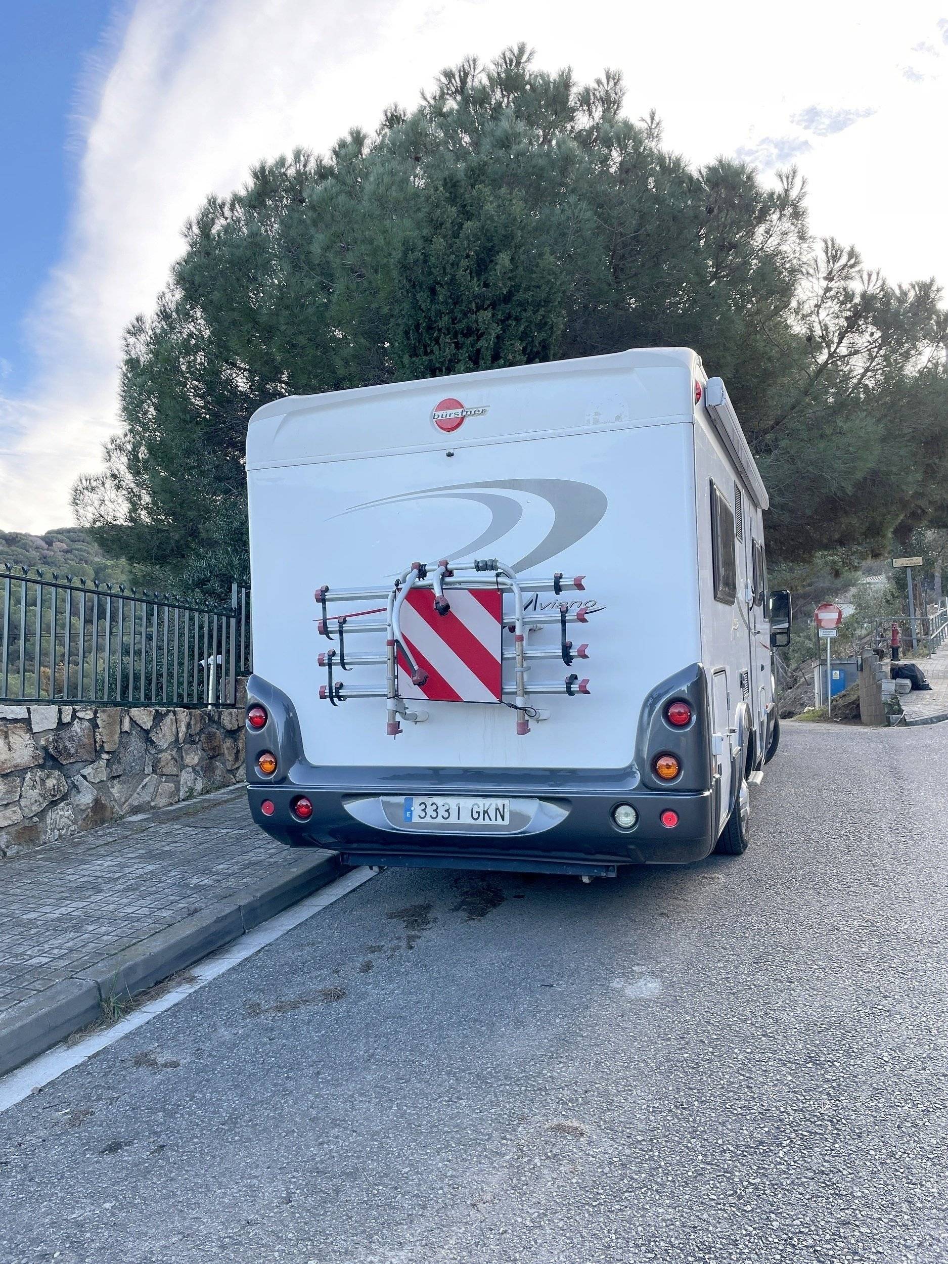 Bürstner Aviano i675