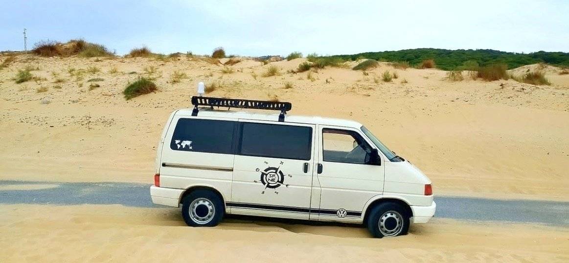 Vista frontale a ¾ Volkswagen - Yescapa