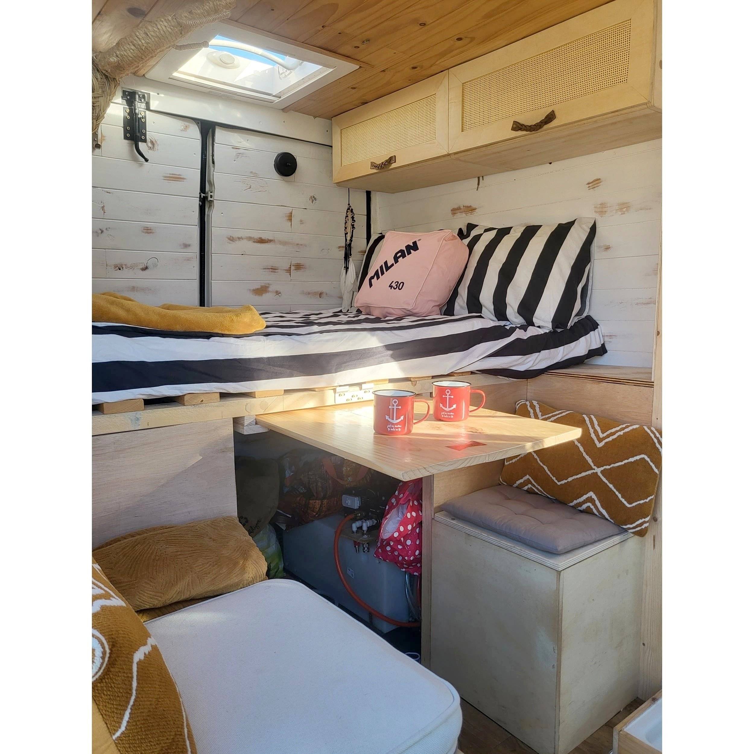 Dinette Citroën jumper 2.8 hdi - Yescapa