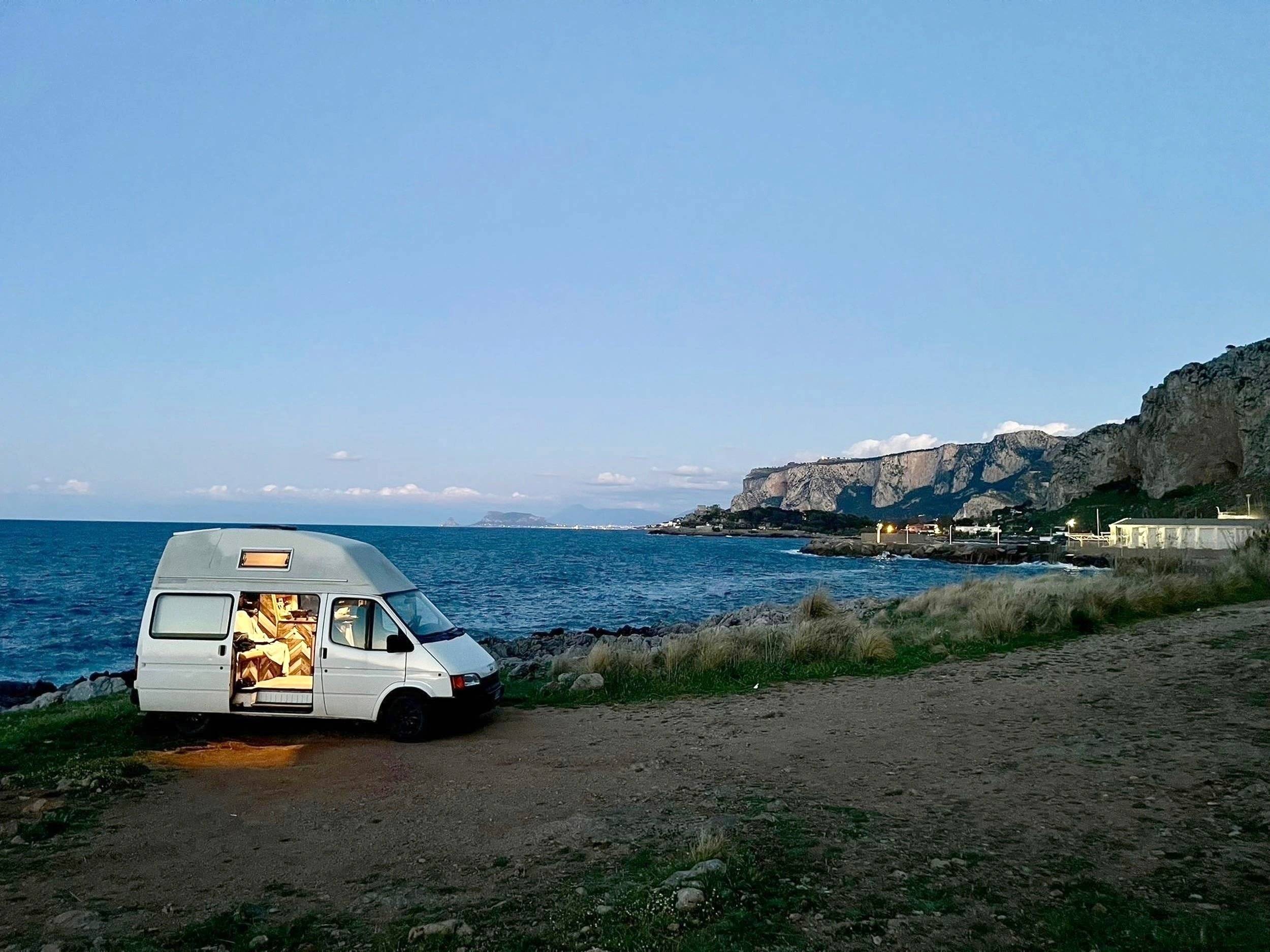 Eura Mobil Ford Transit