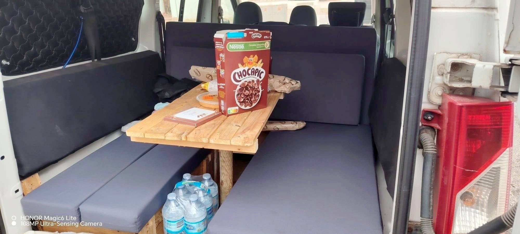 Driver's compartment  - Yescapa