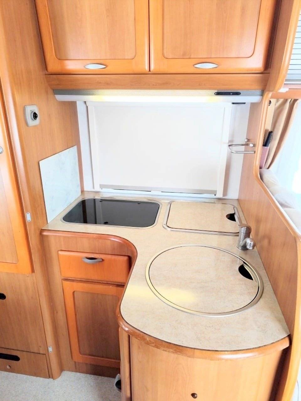 Comedor Citroën Jumper 2,8 HDI 127 cv - Yescapa
