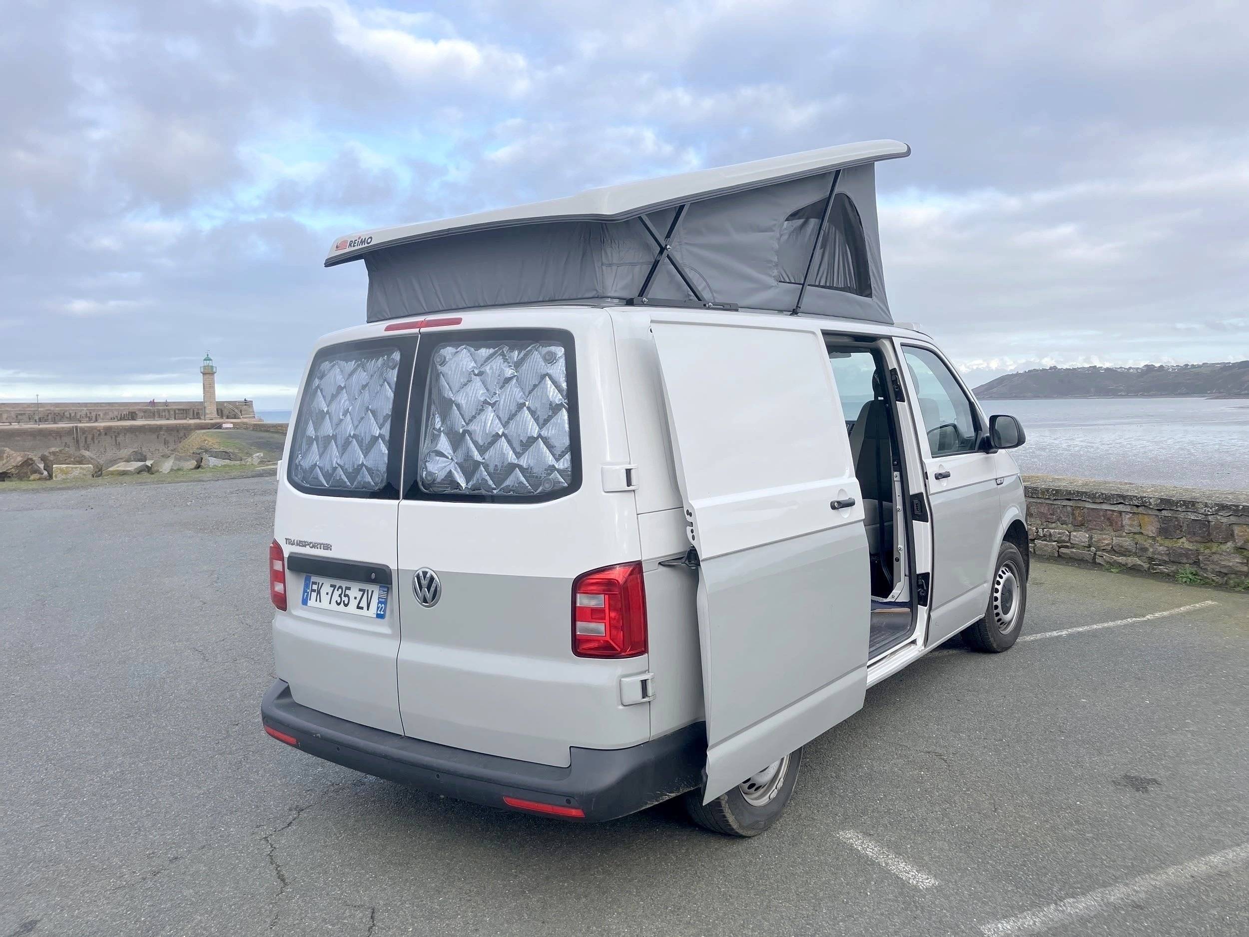 Volkswagen T6 Court 2 l 102 ch