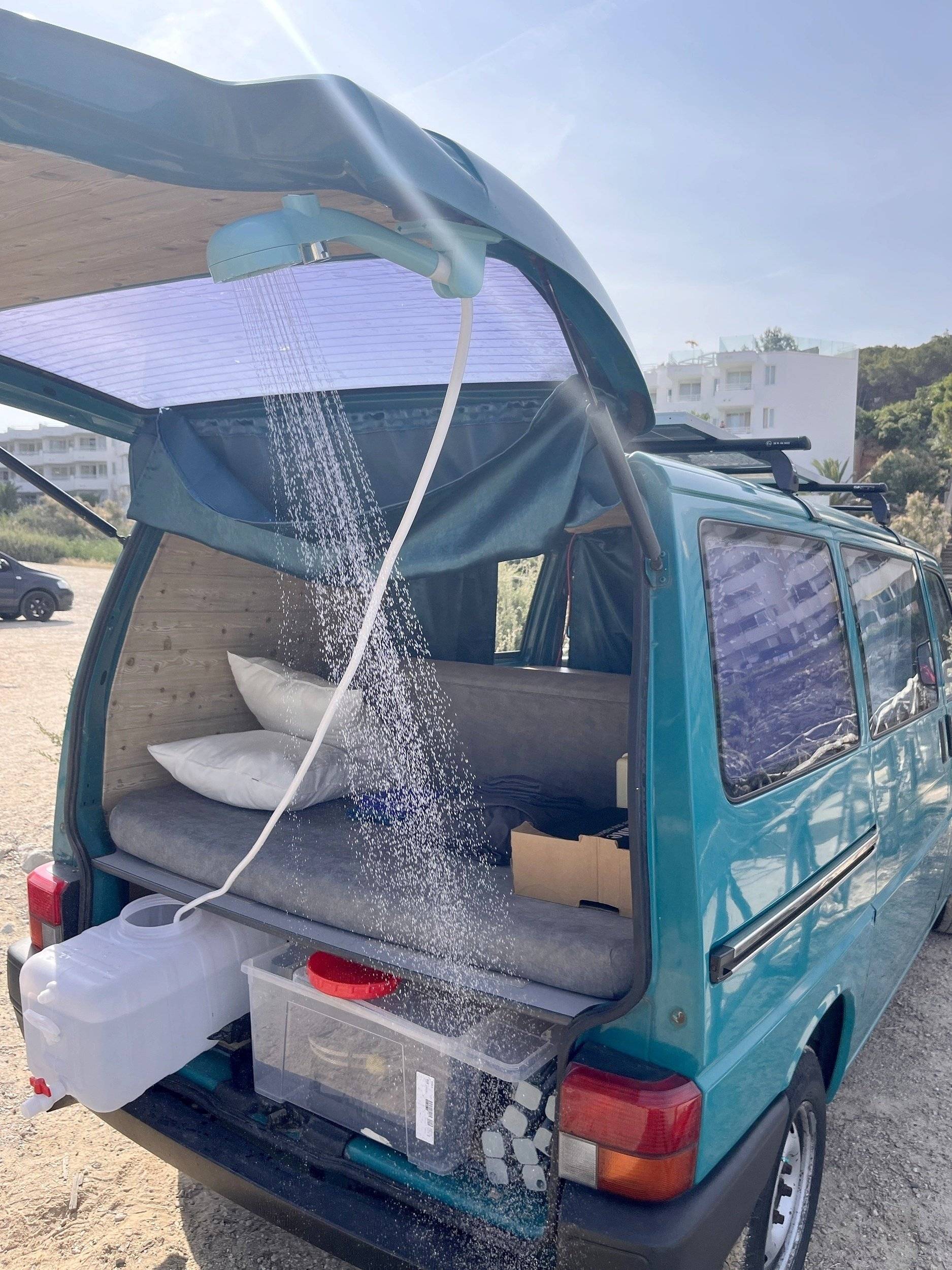 Volkswagen Transporter T4 2.4D