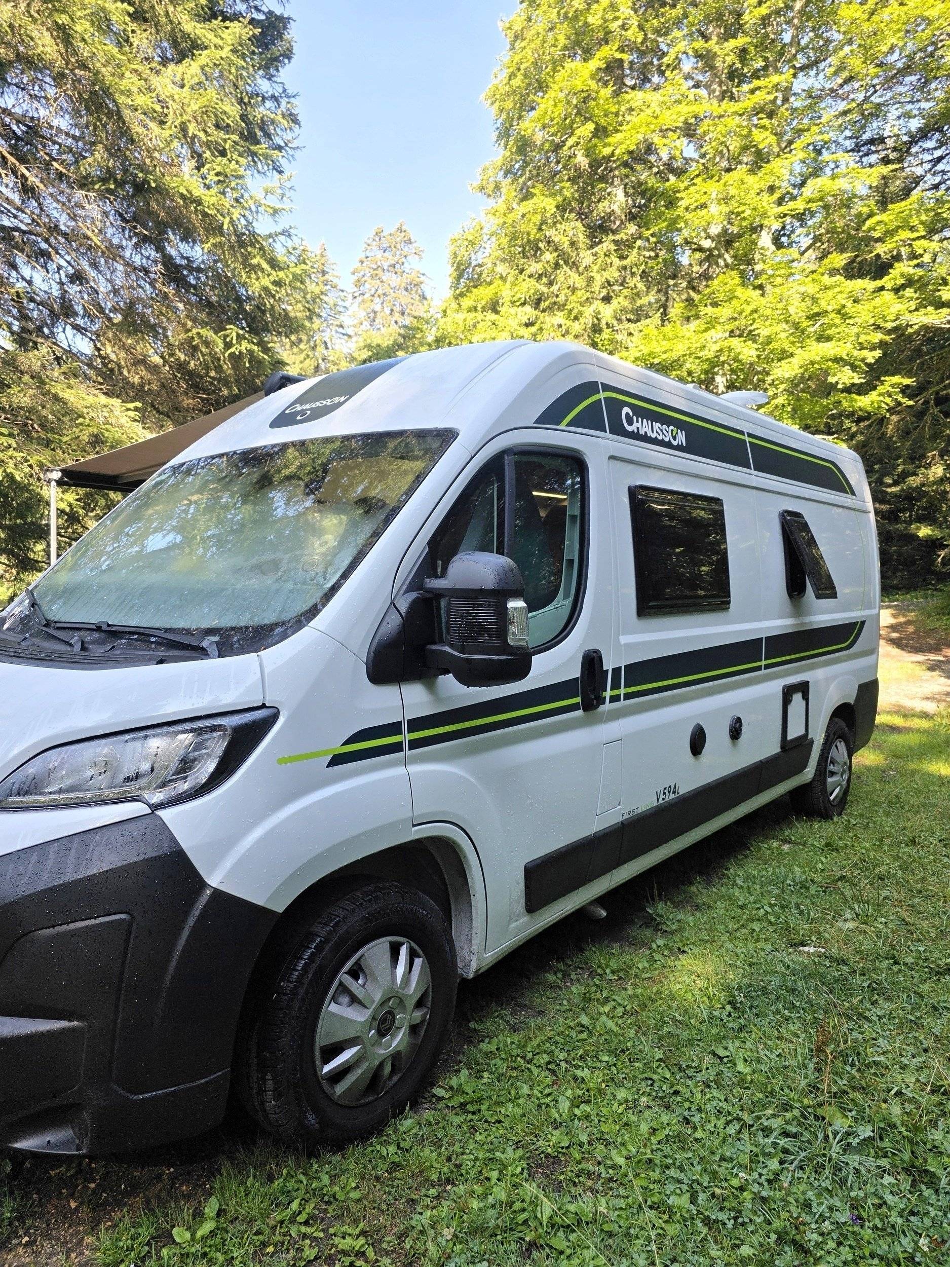 Chausson V 594 FIRST LINE