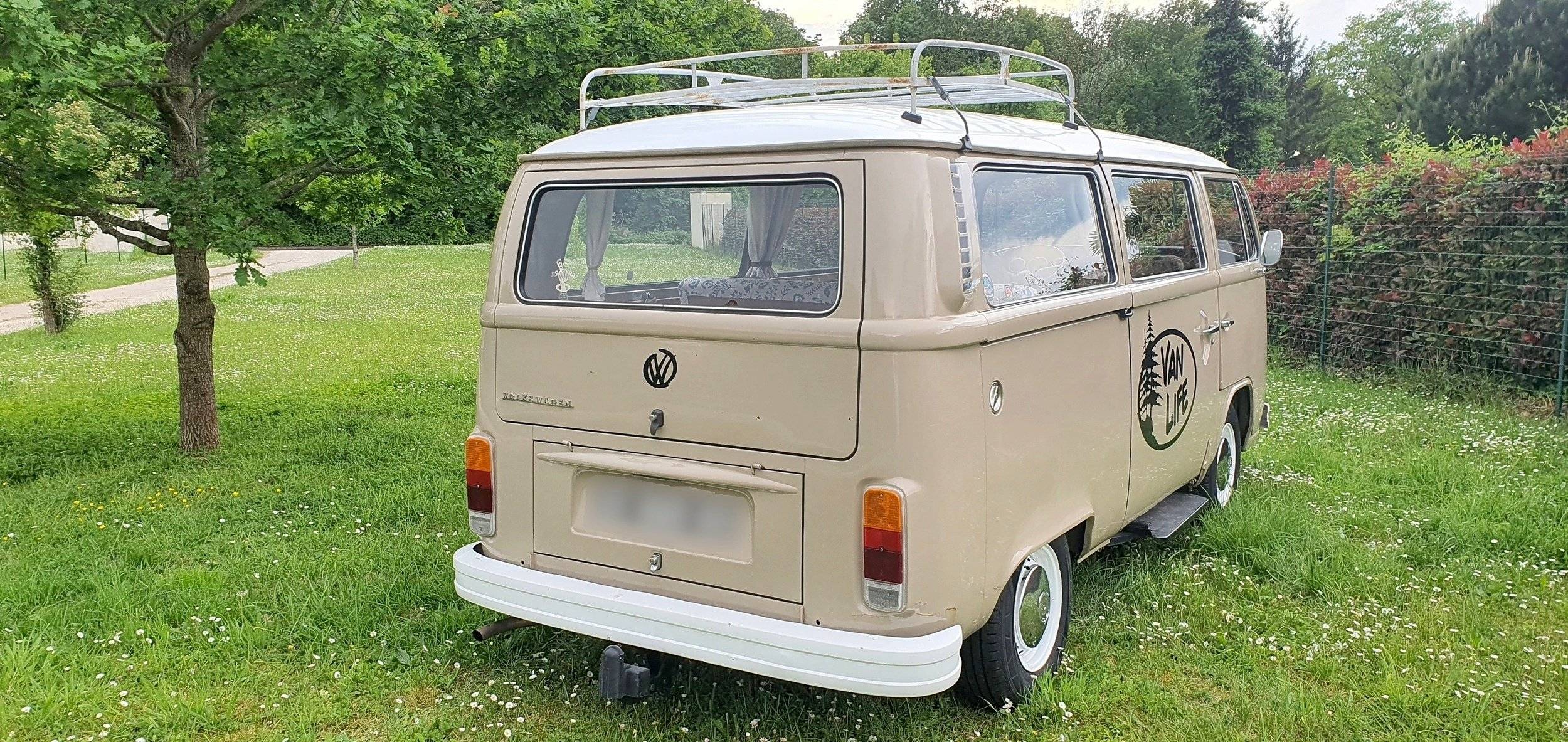 Vue arrière Volkswagen Combi VW - Yescapa