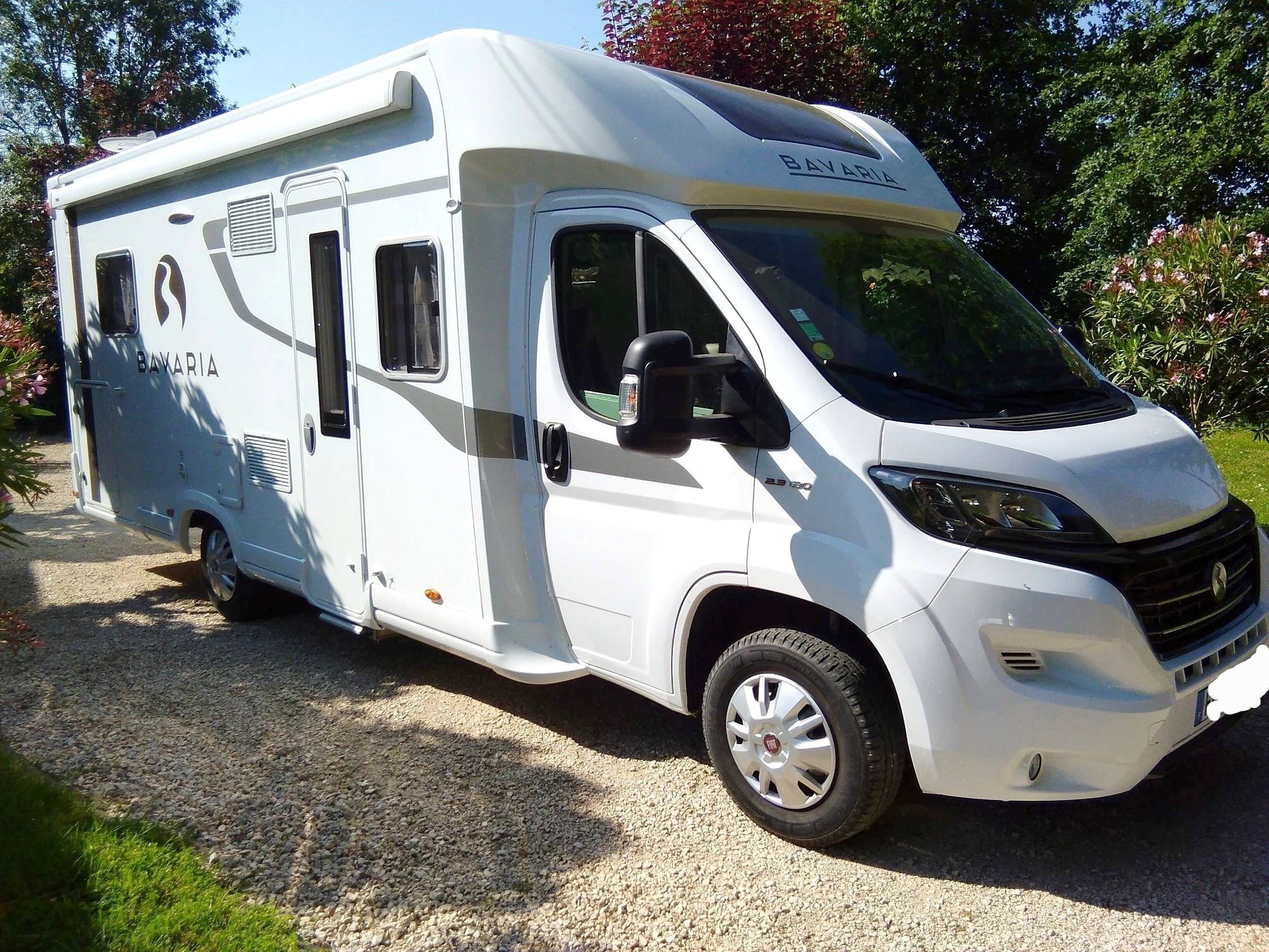 Bavaria 2,3 l 130 ch