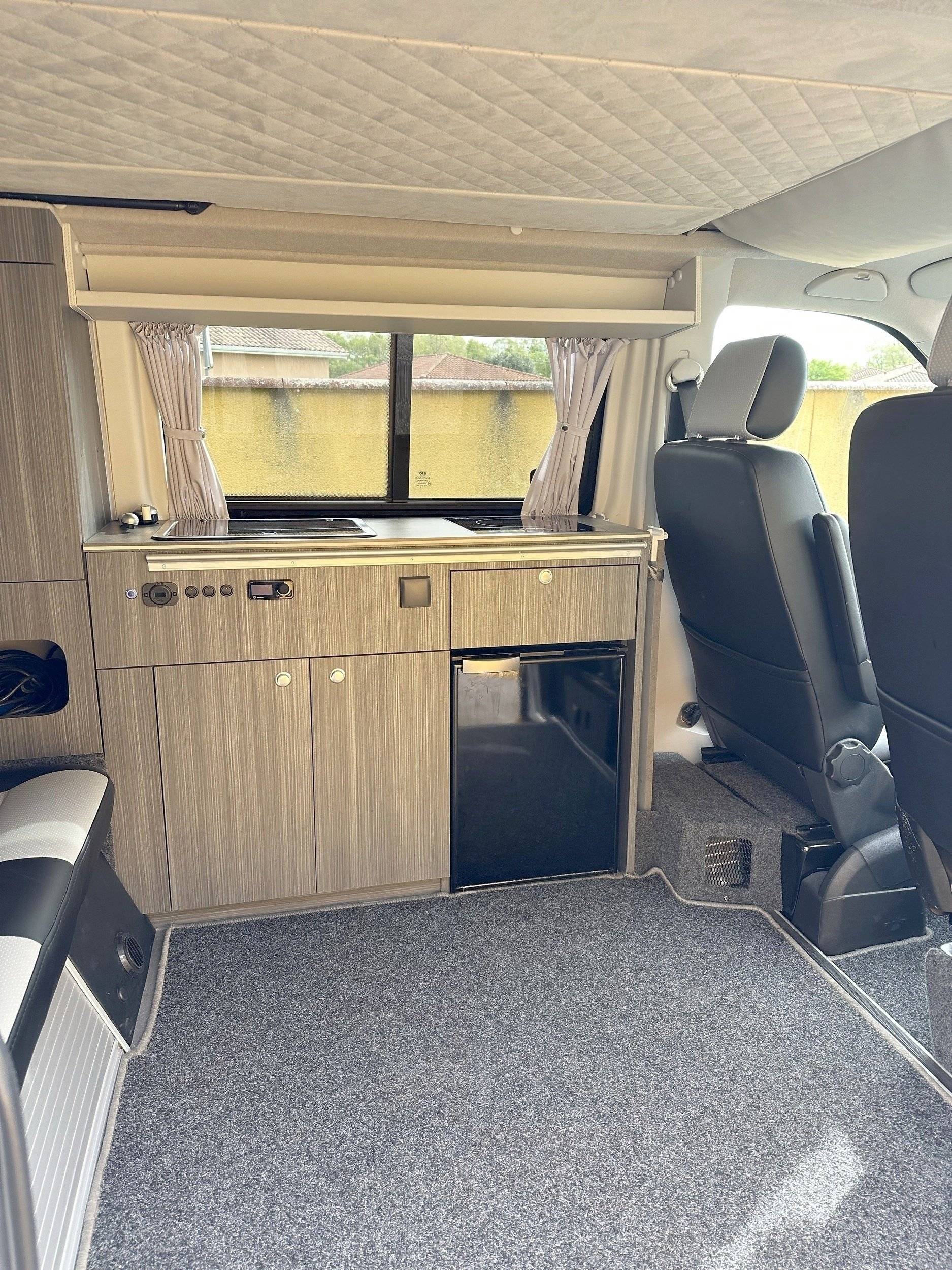 Volkswagen T6 2,0 l TDI 102CH