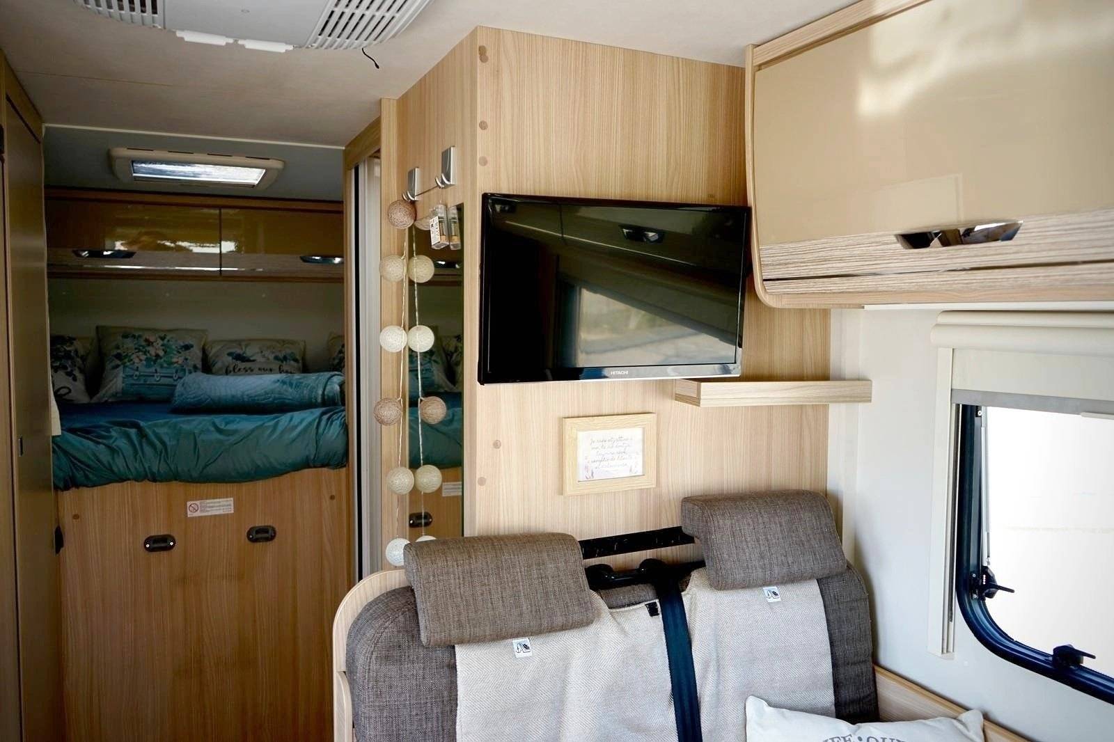 Bürstner Bürstner Ixeo time IT710G Edition 30 auf Ducato 2,3 multijet 150 Automatik 