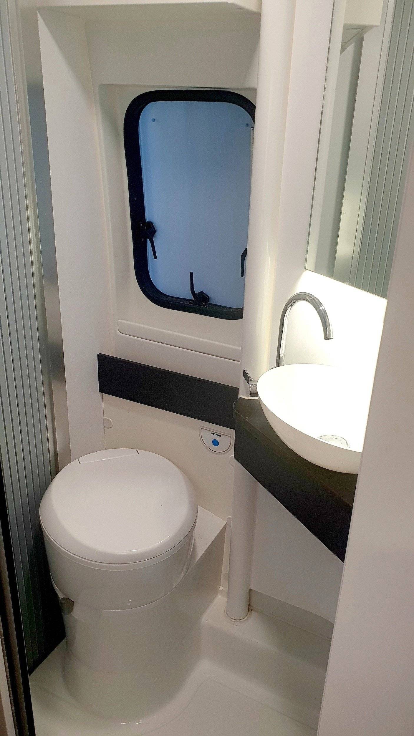 Adria ADRIA TWIN 600 SPB SUPREM