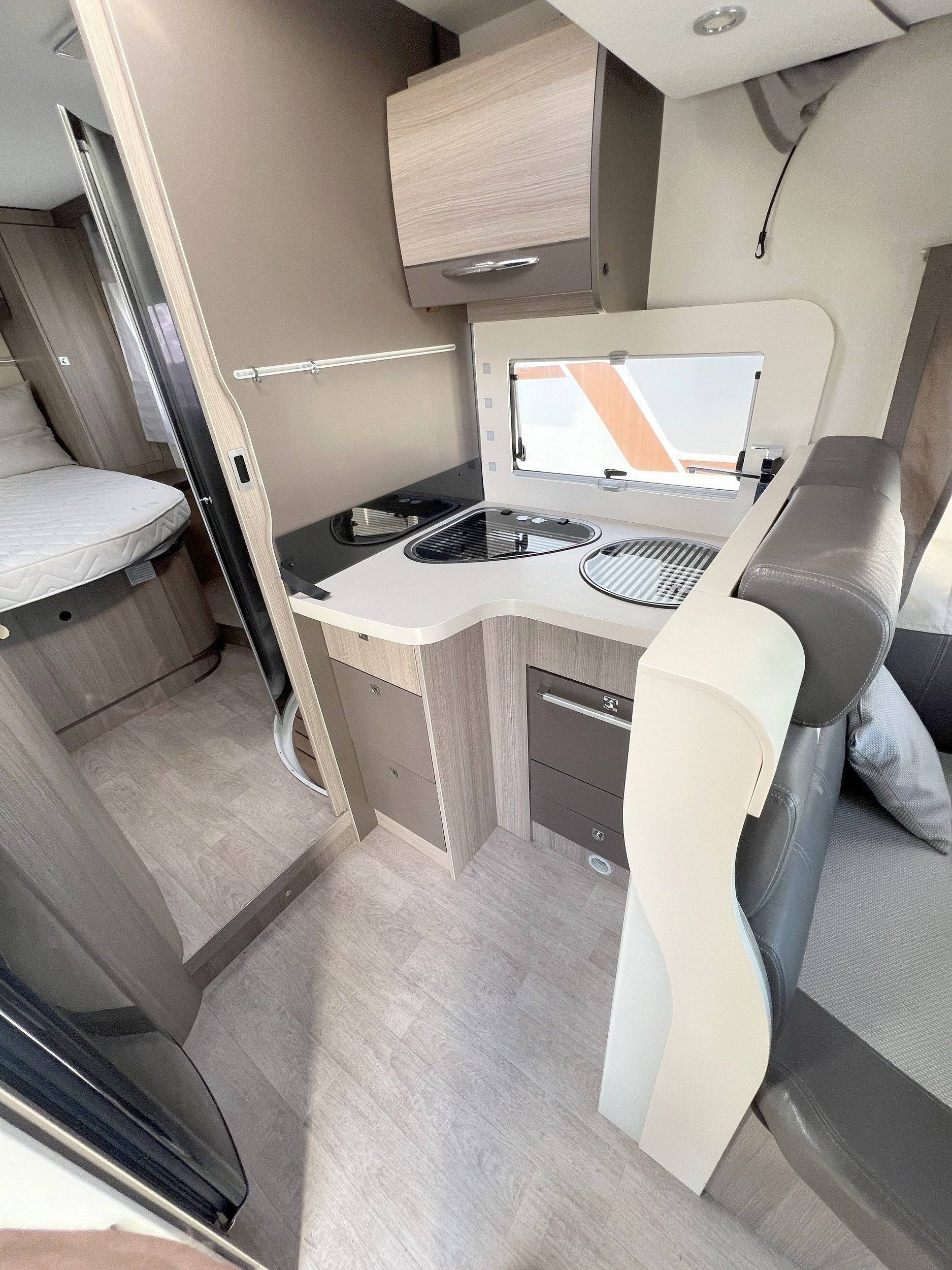 Challenger Al-Ko 2,3 l Multijet 150 ch.