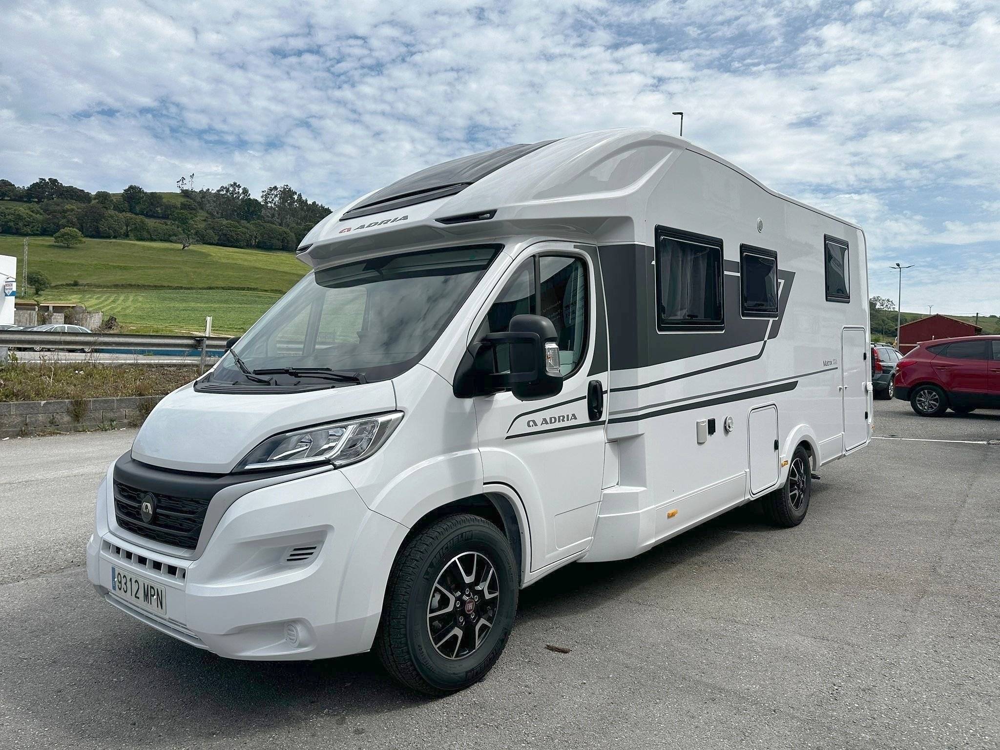 Adria Adria Matrix Axess 670 SL