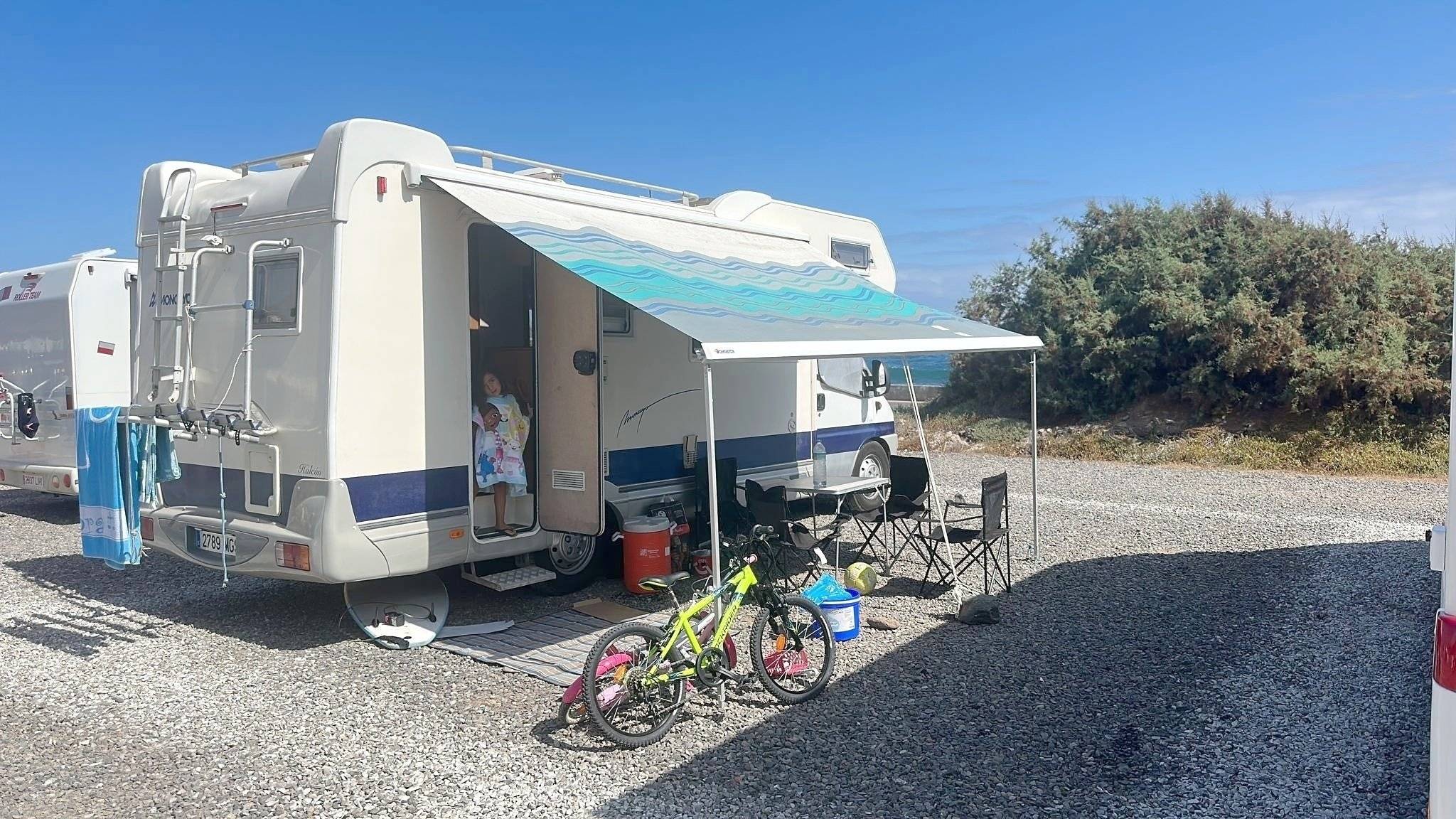 Front view from 3/4 Fiat Ducato 2.8 JTD - Yescapa