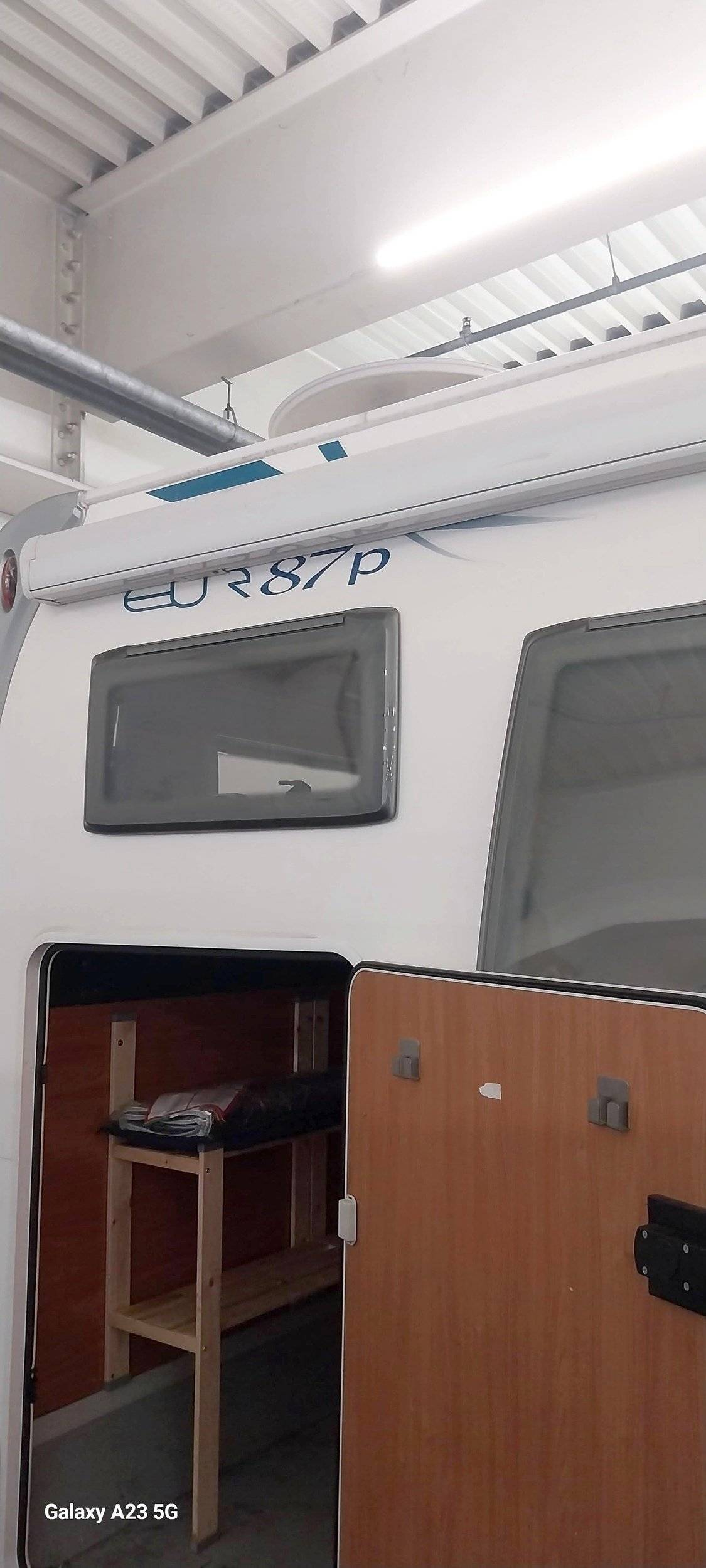 Driver's compartment Fiat Ducato 2,2 l 100 ch - Yescapa