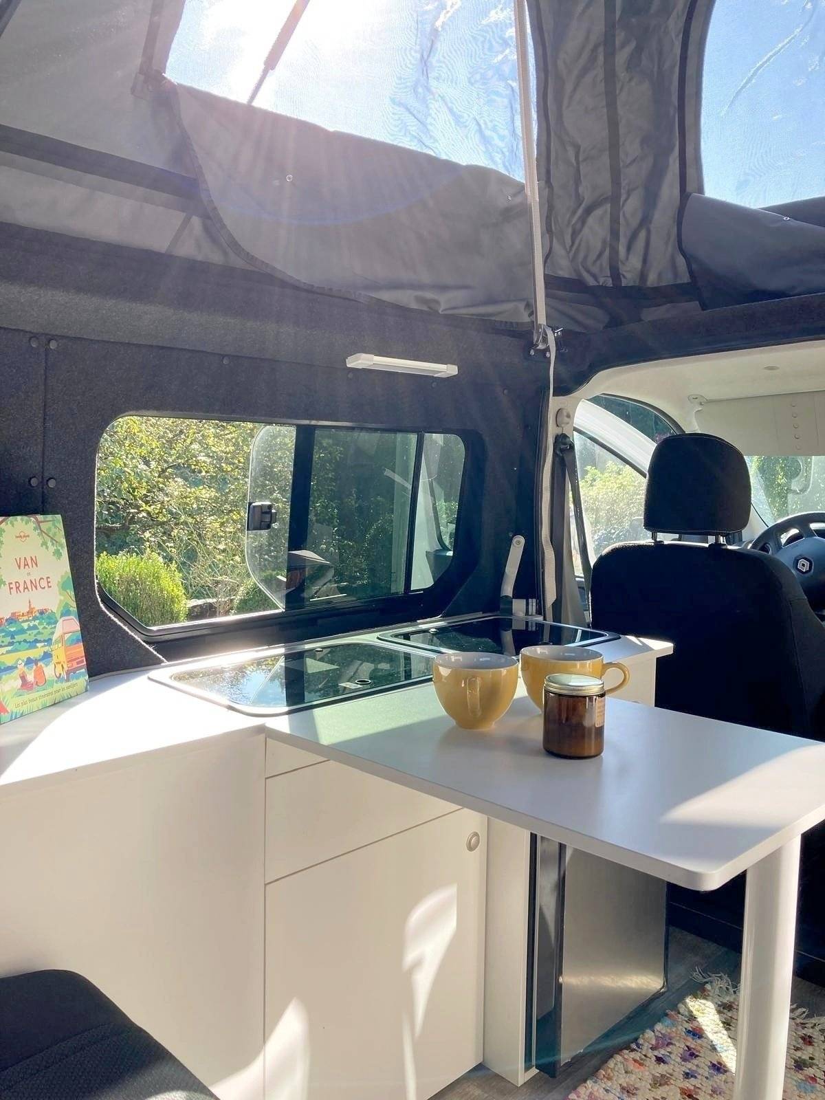 Kitchen Renault - Yescapa