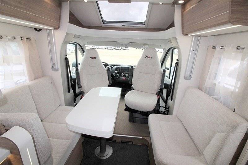 Pilote P746 G Essentiel