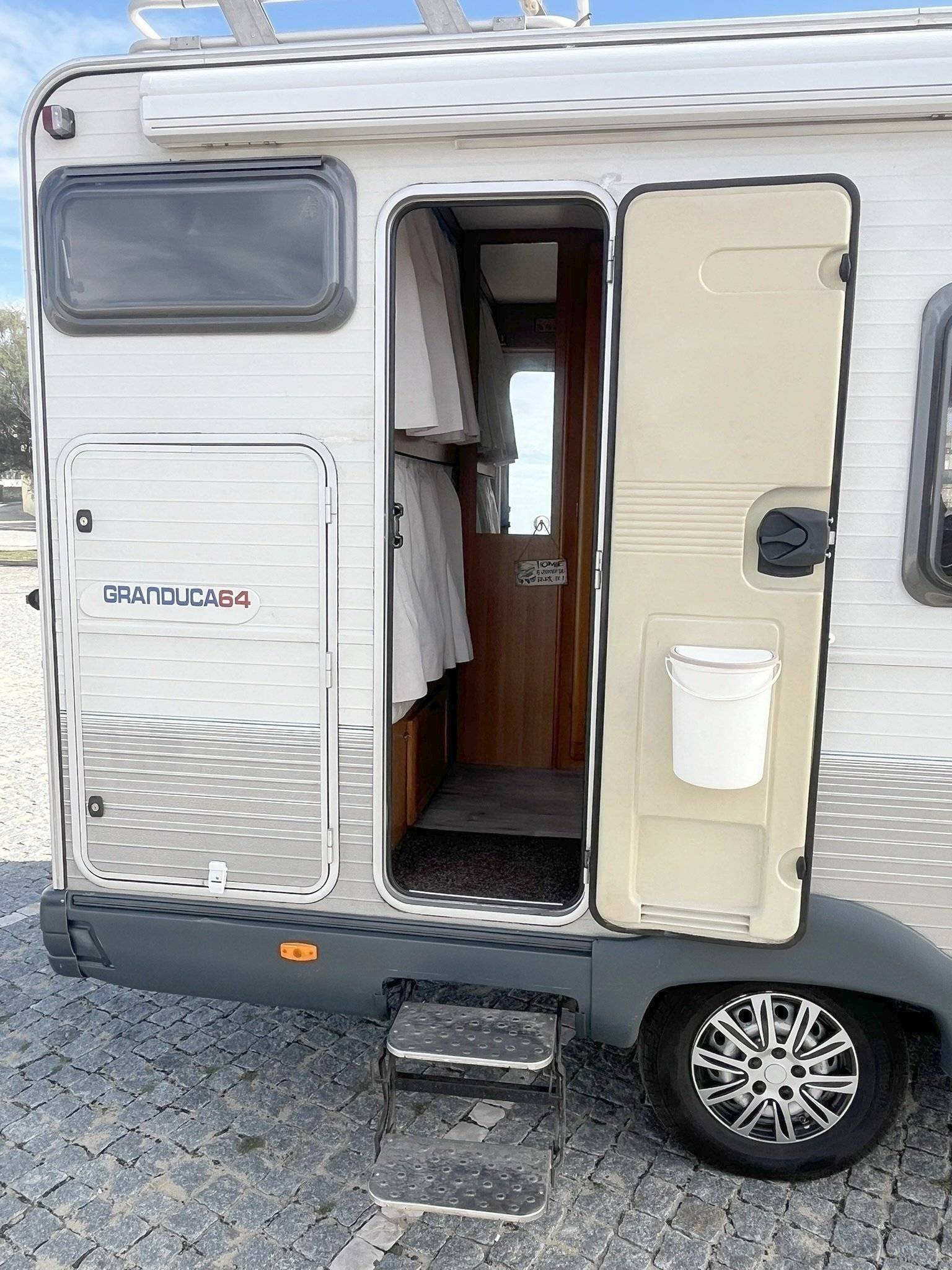 GRANDUCA GRANDUCA 64