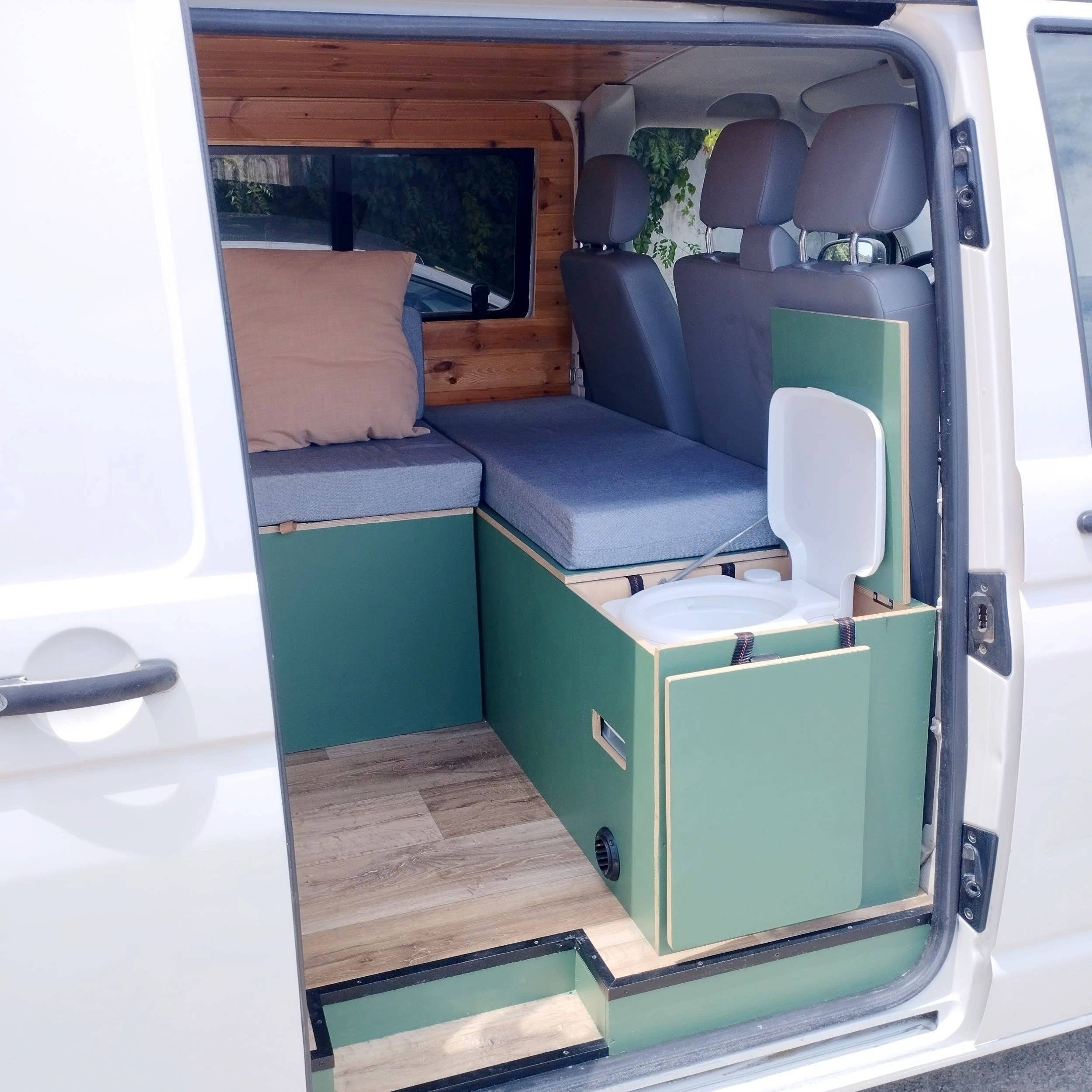 Volkswagen Transporter T5 2.5TDI