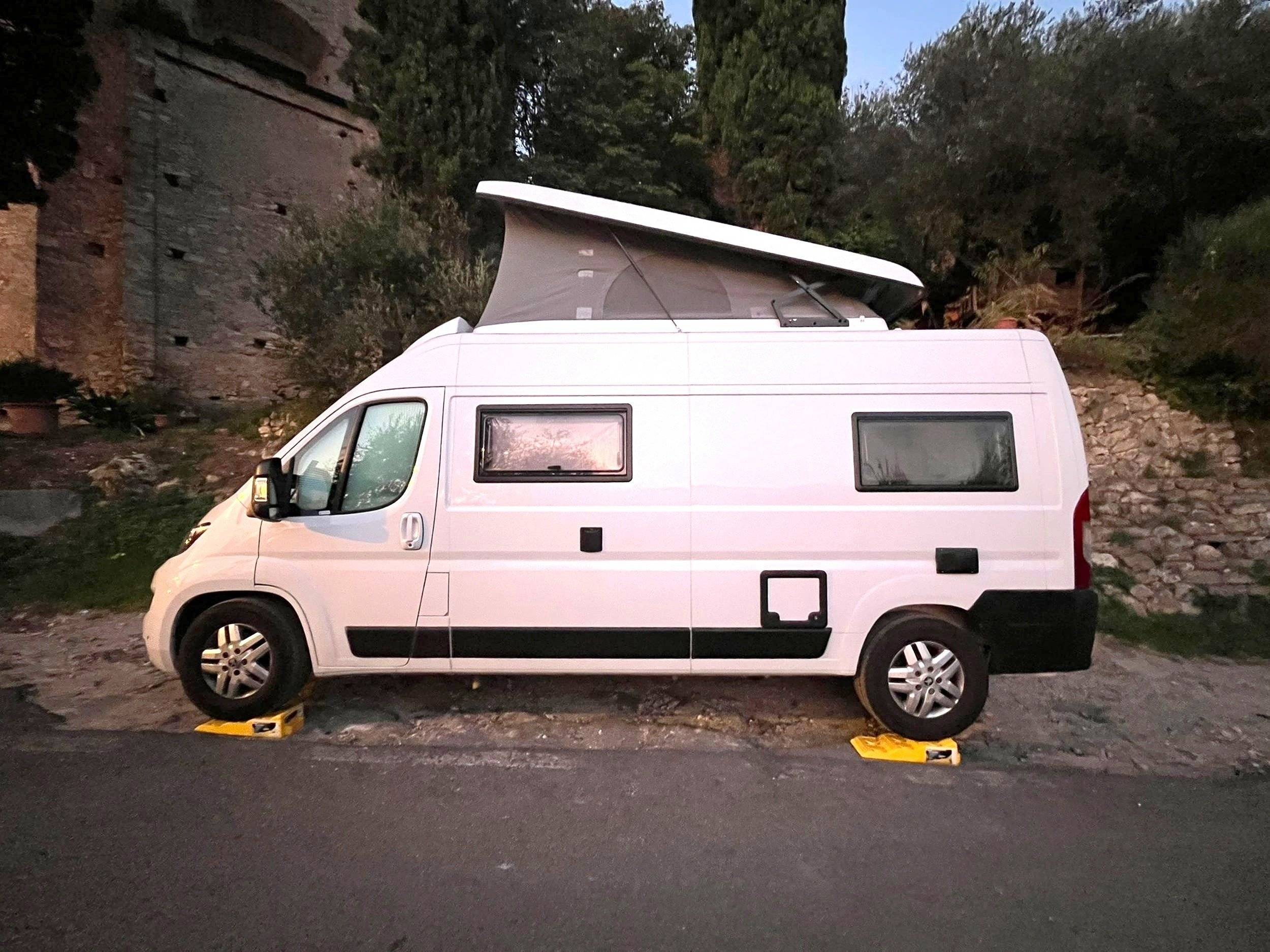 Bravia Peugeot boxer