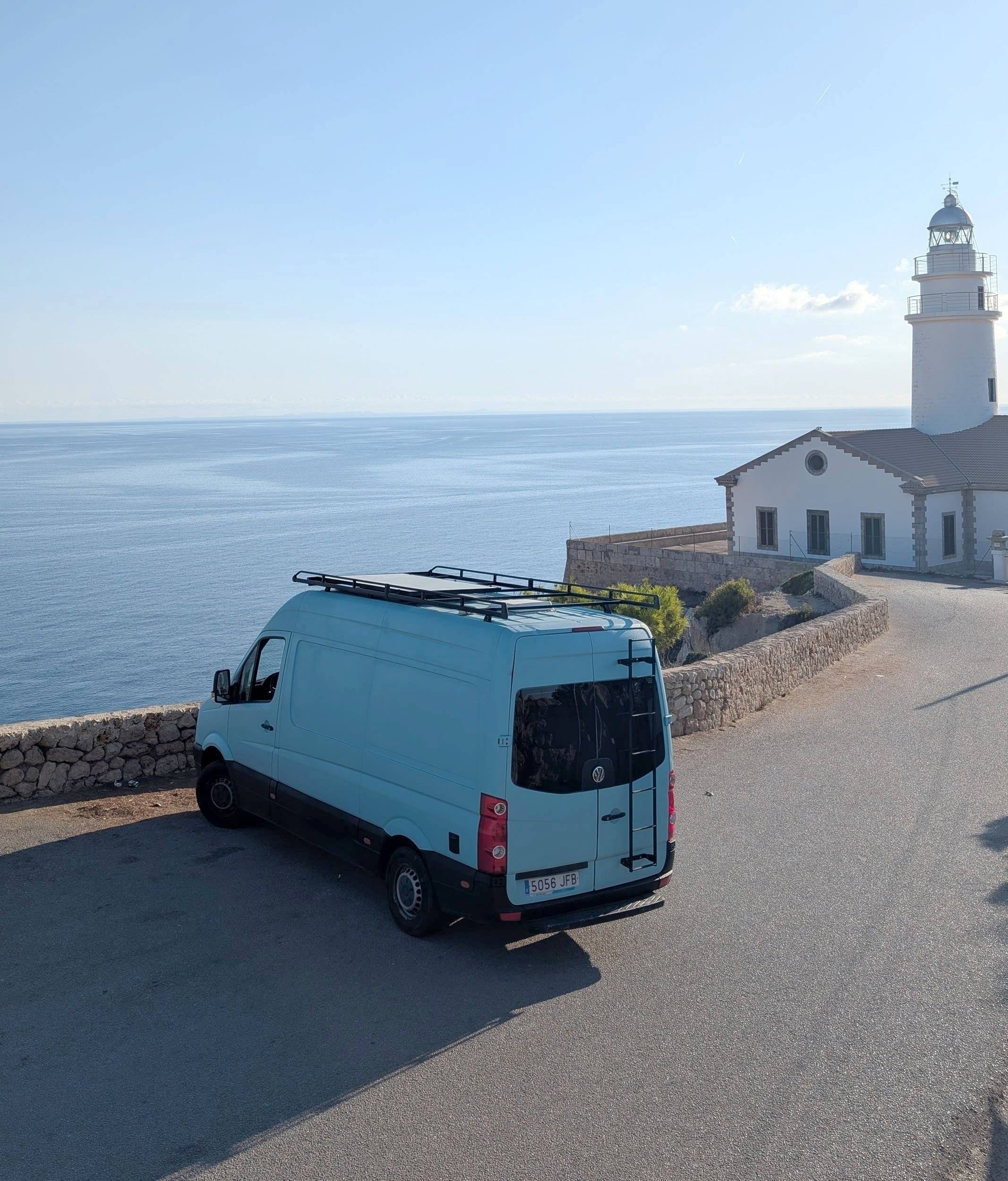Vue avant de 3/4 Volkswagen - Yescapa