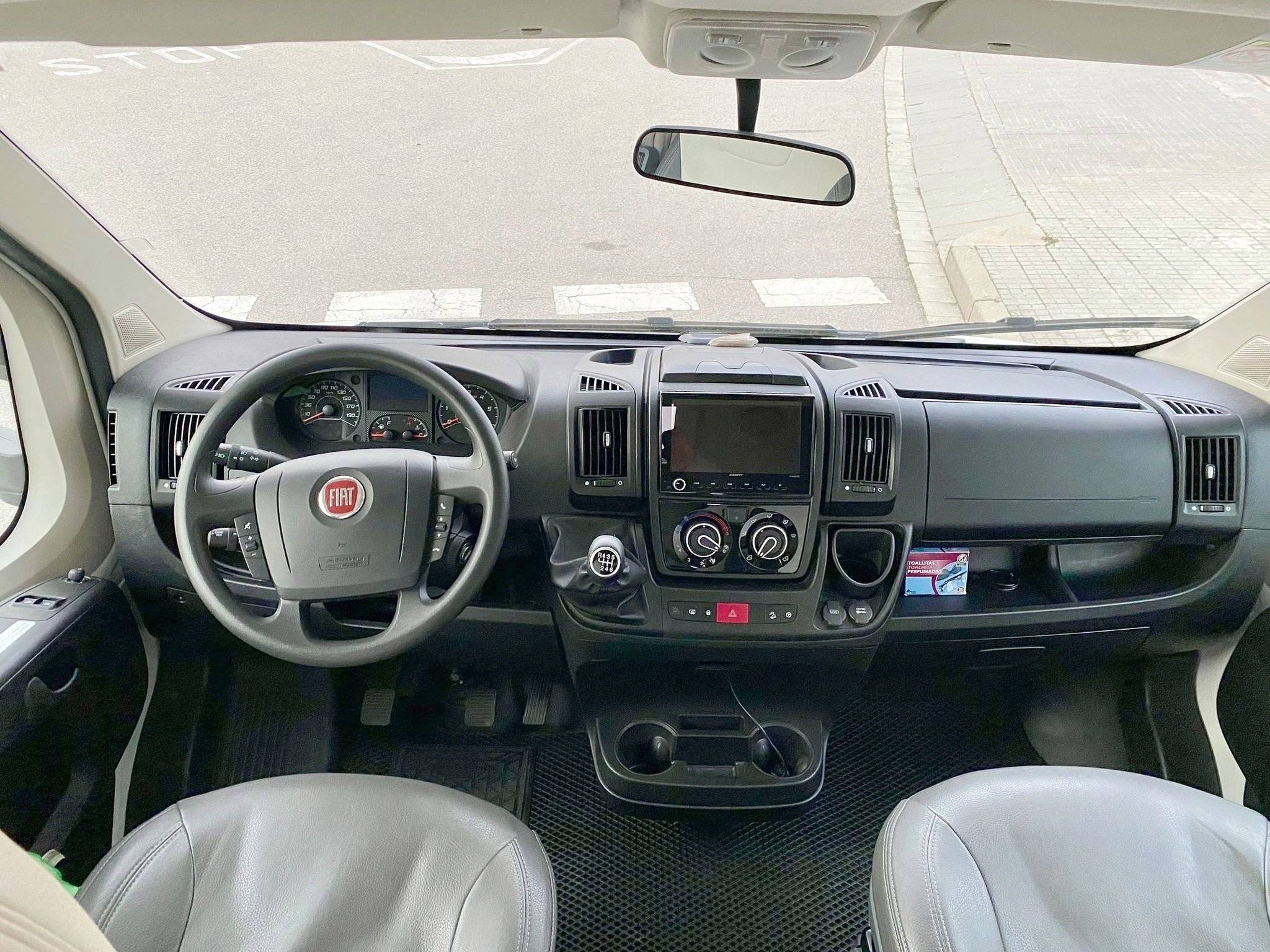 Puesto de conducción Fiat 2,3 l 130 ch - Yescapa